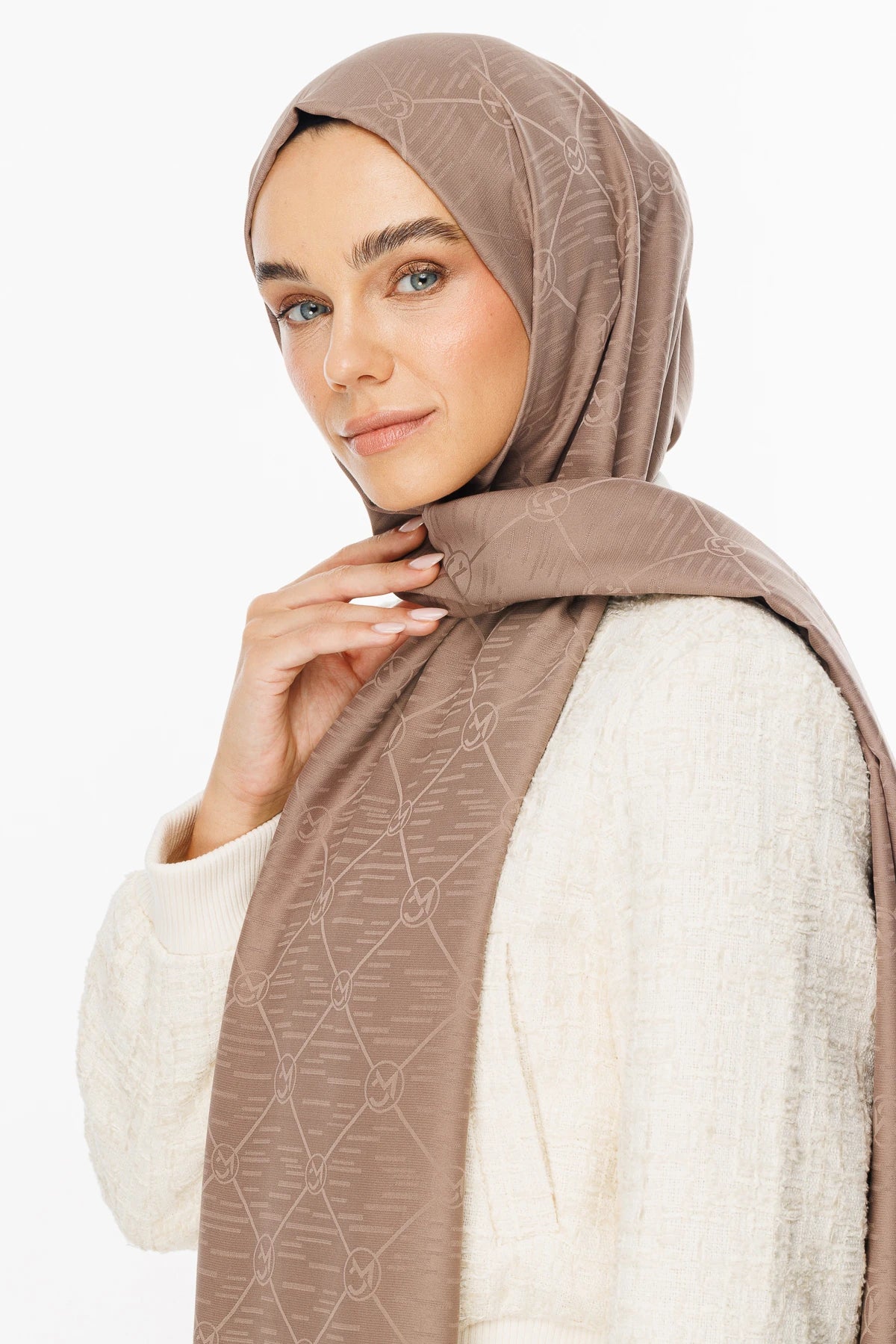 Moon Is Desen Jakar Şal