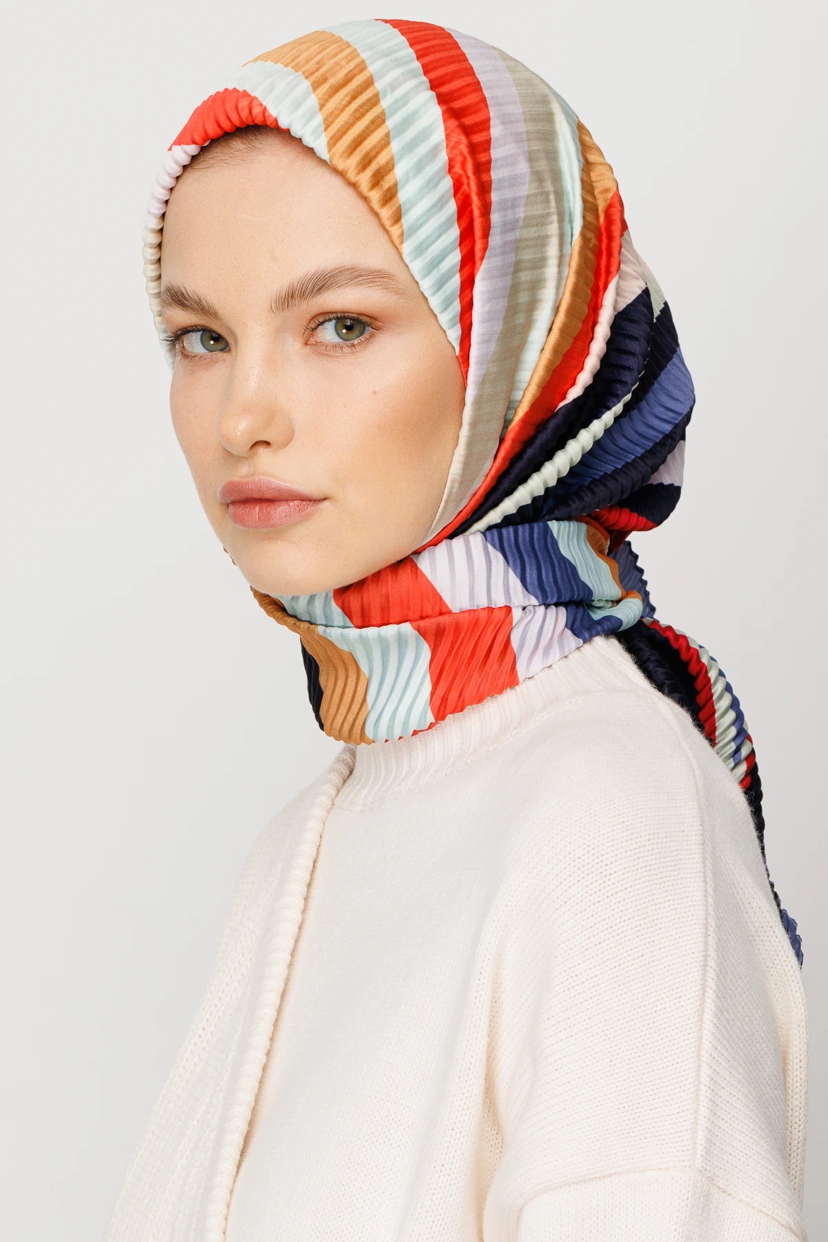 Akra Desen Pilise Eşarp