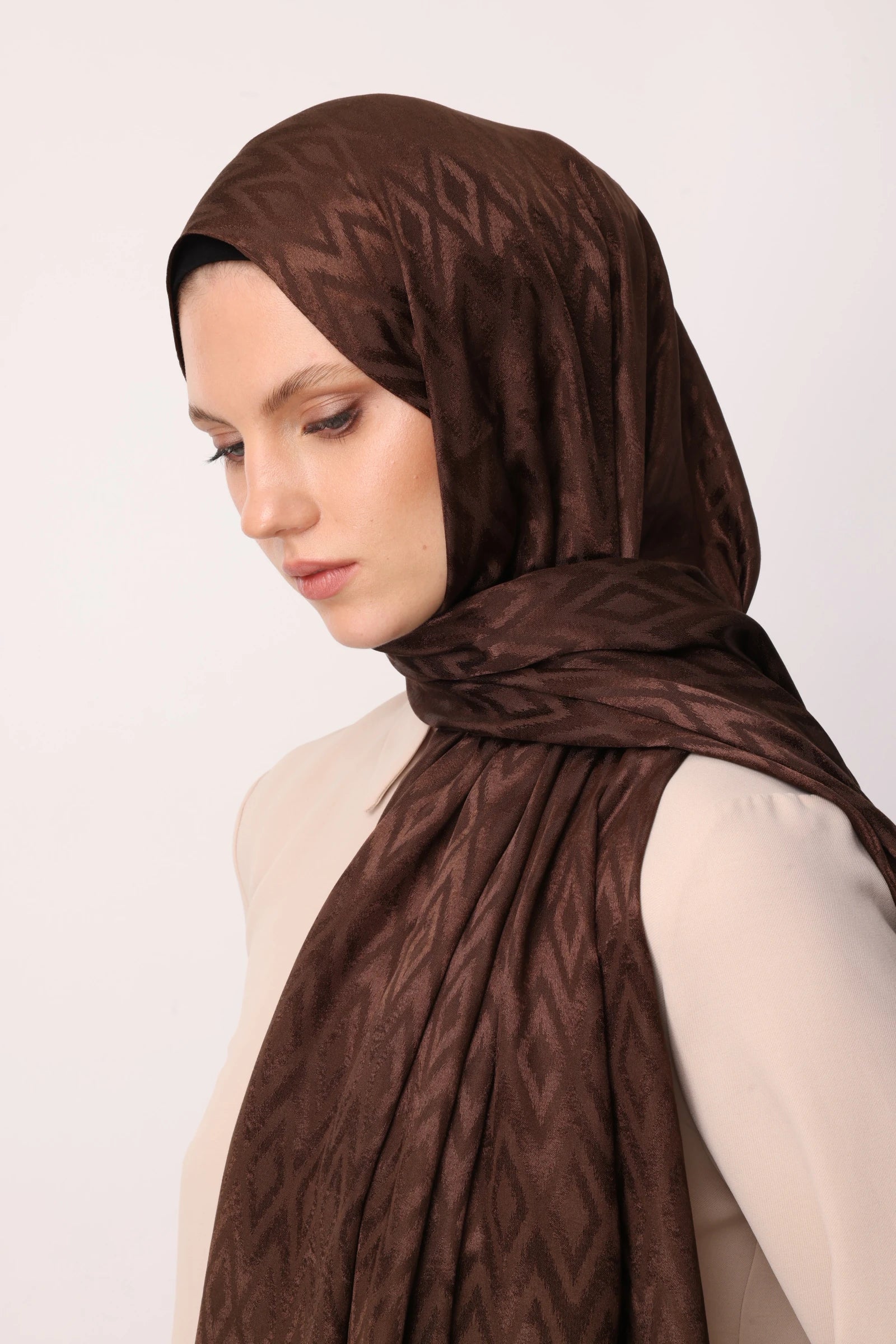 Karo Desen Parlak Jakar Şal