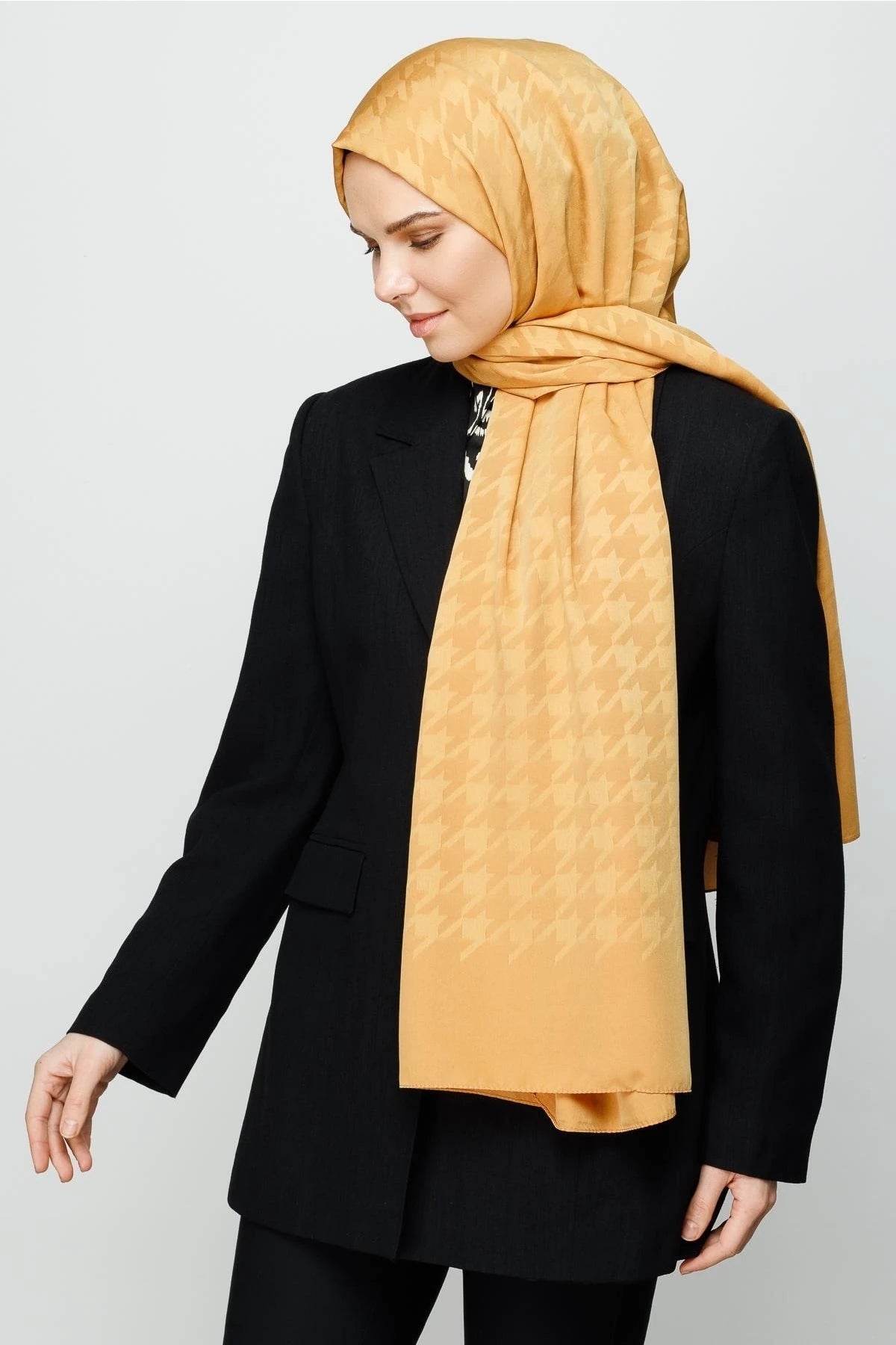 Kazayağı Desen İpeksi Jakar Şal