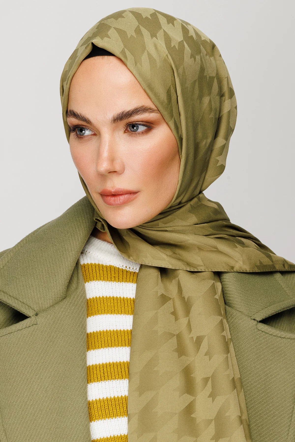 Kazayağı Desen İpeksi Jakar Şal