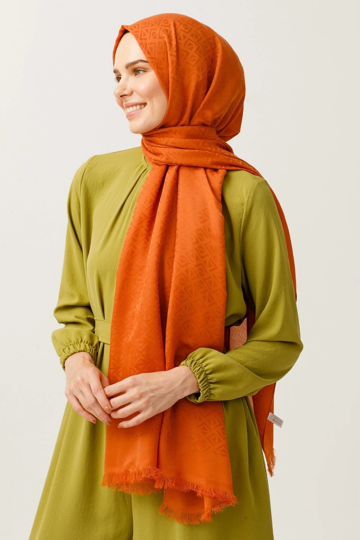 Üçgen Desen Pamuk Jakar Şal