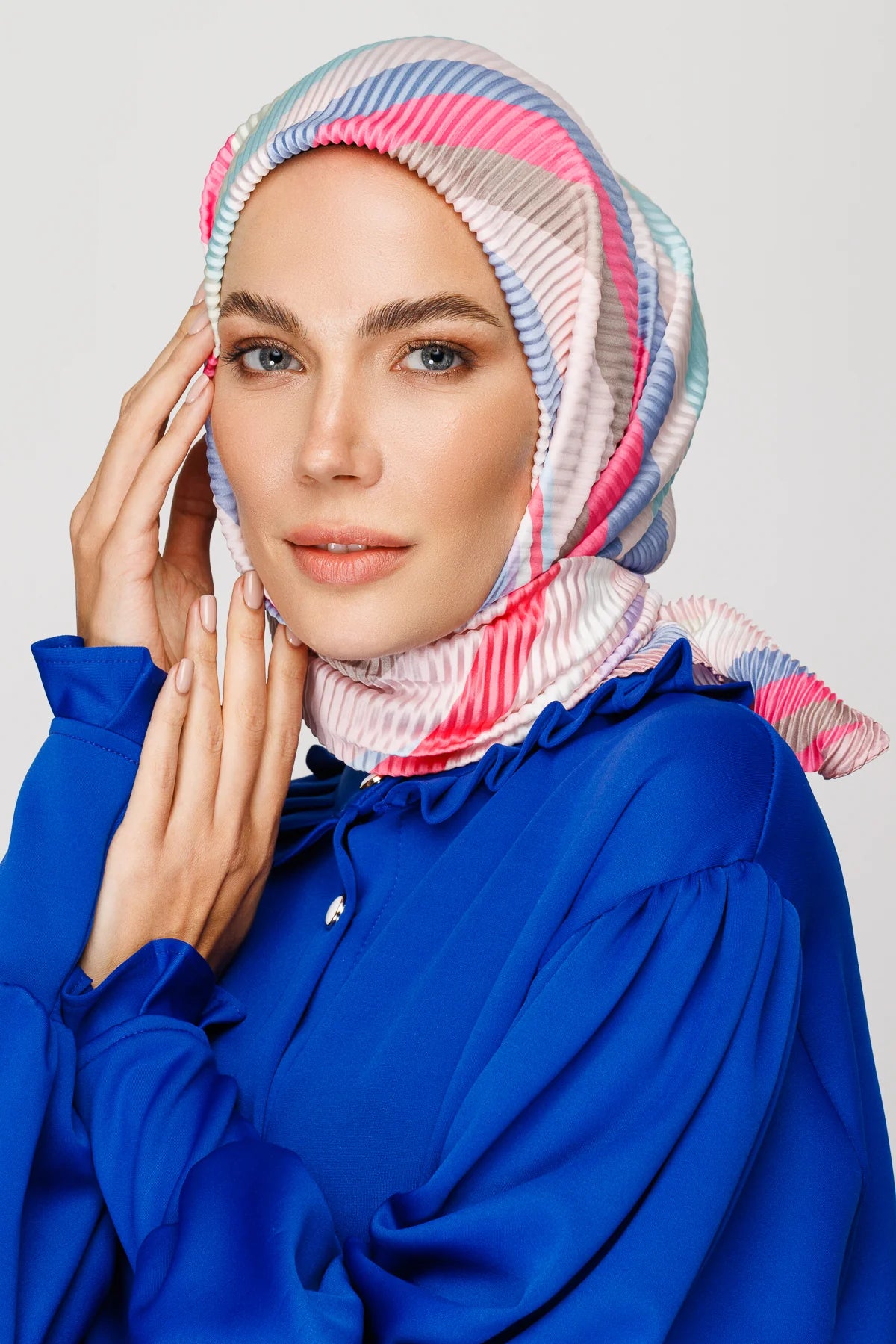 Akra Desen Pilise Eşarp