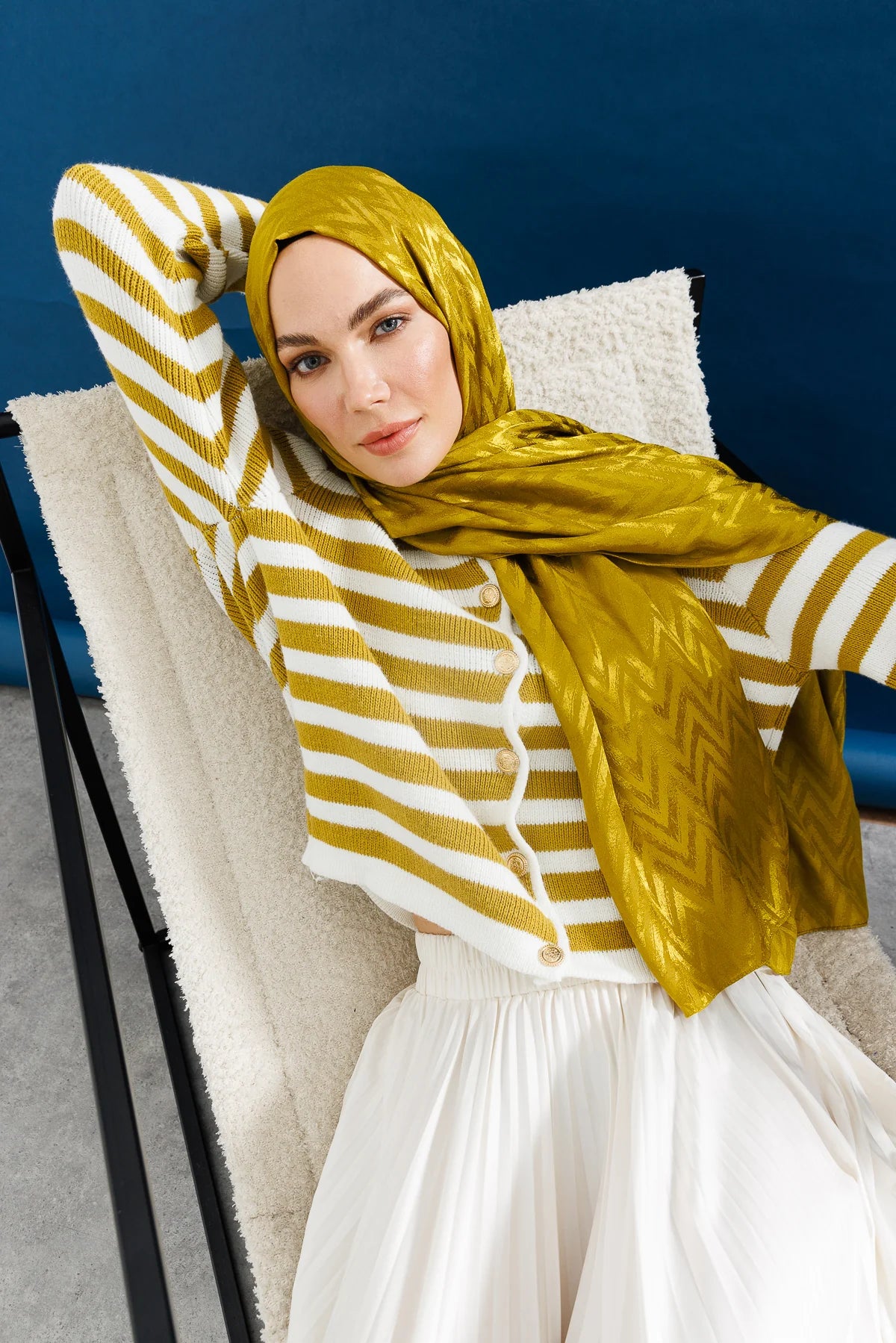 Zikzak Desen Parlak Jakar Şal