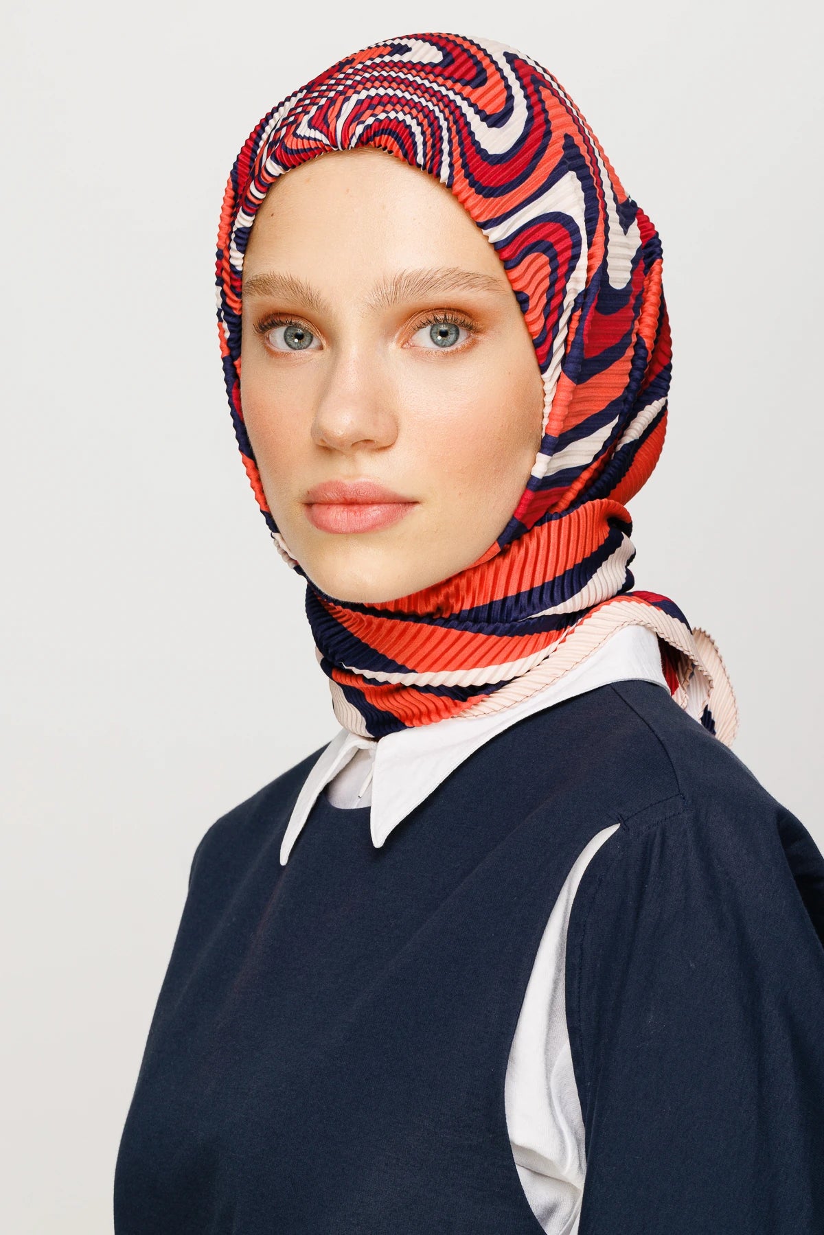 Mira Desen Pilise Eşarp