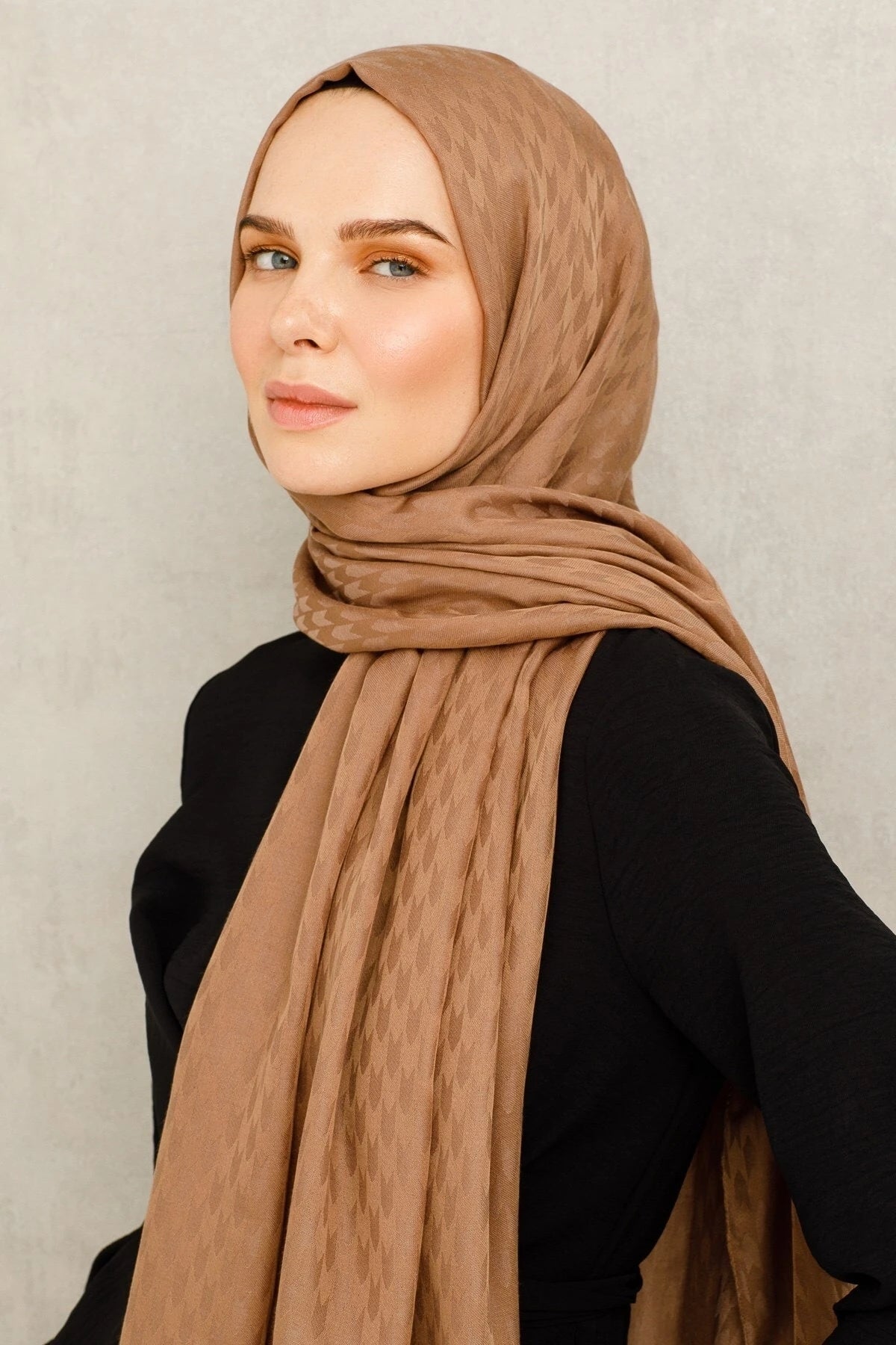 Kırlangıç Desen Pamuk Jakar Şal