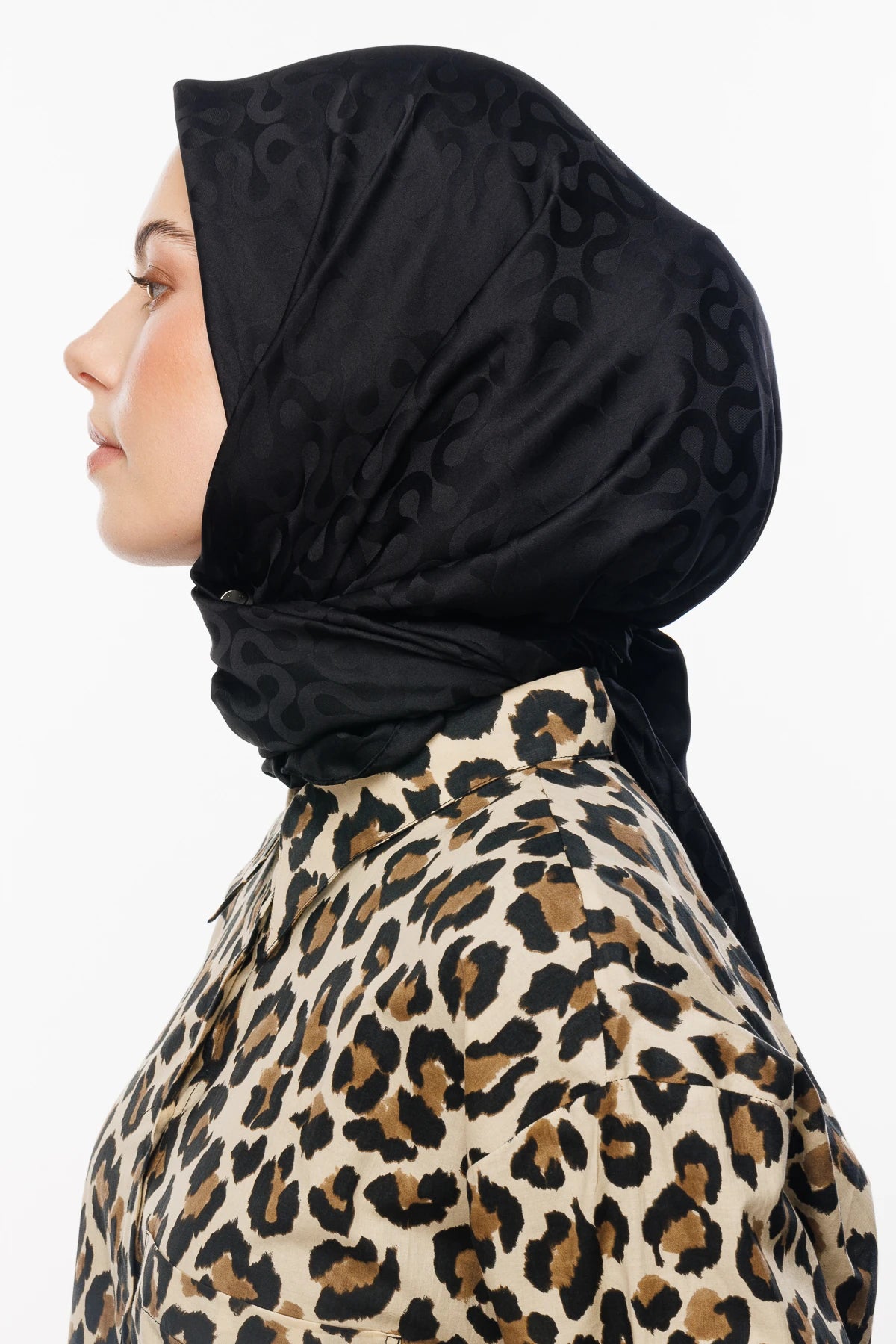 Moon Desen İpeksi Jakar Eşarp