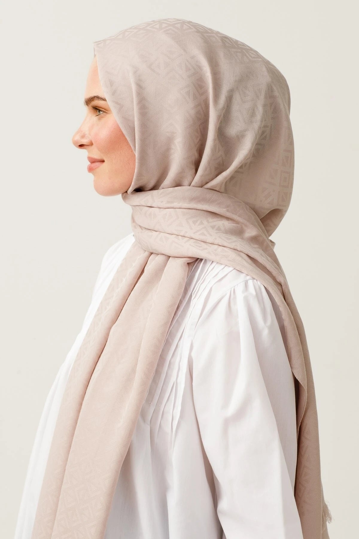 Üçgen Desen Pamuk Jakar Şal