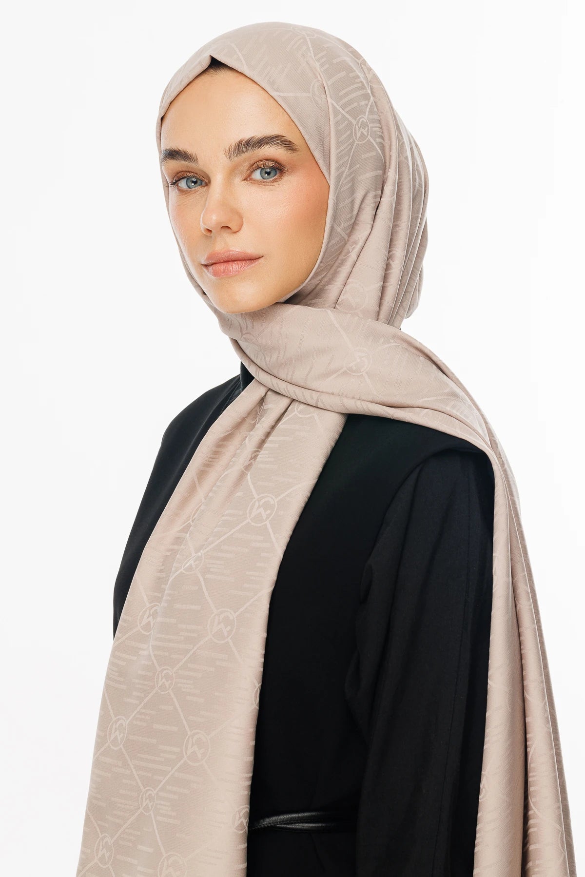 Moon Is Desen Jakar Şal