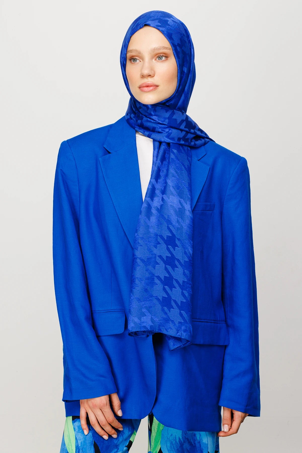 Kazayağı Desen Parlak Jakar Şal