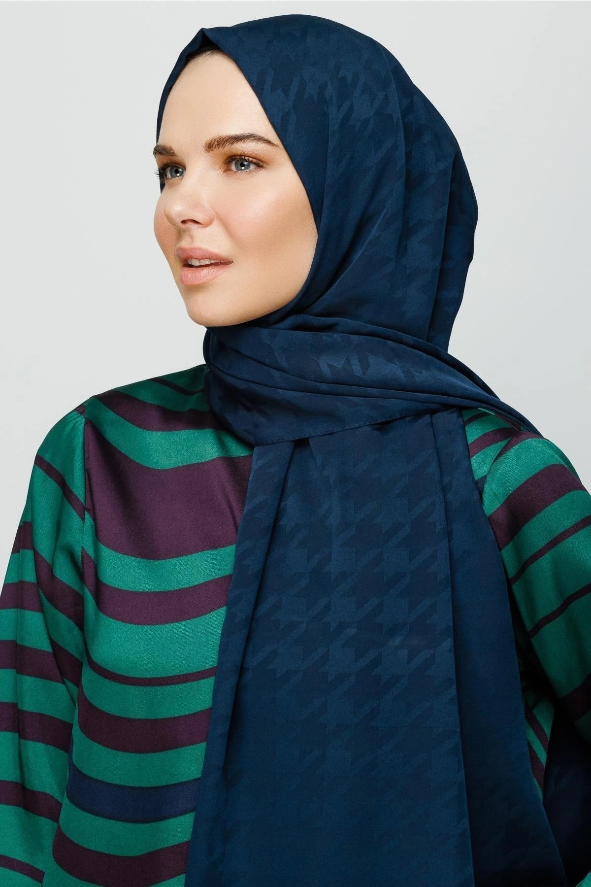 Kazayağı Desen İpeksi Jakar Şal