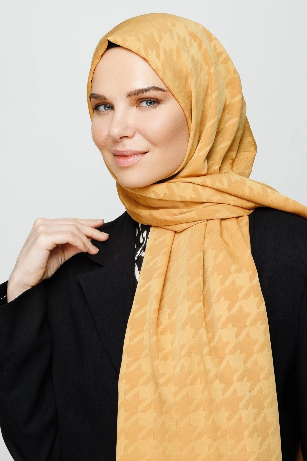 Kazayağı Desen İpeksi Jakar Şal