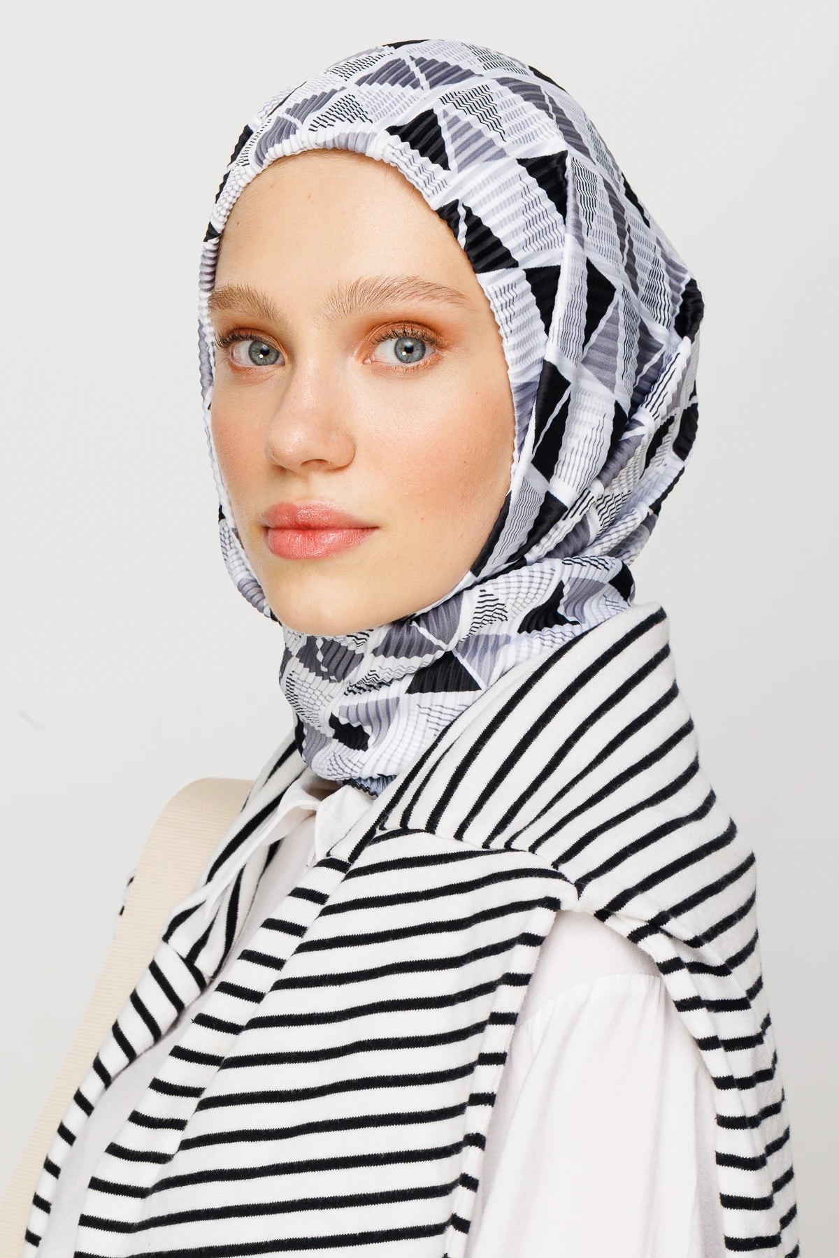 Prizma Desen Pilise Eşarp