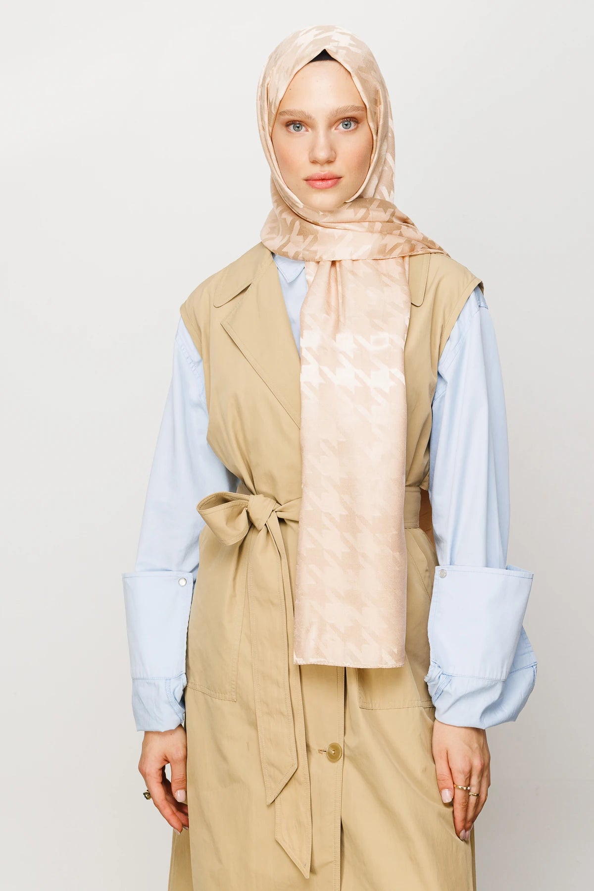 Kazayağı Desen Parlak Jakar Şal