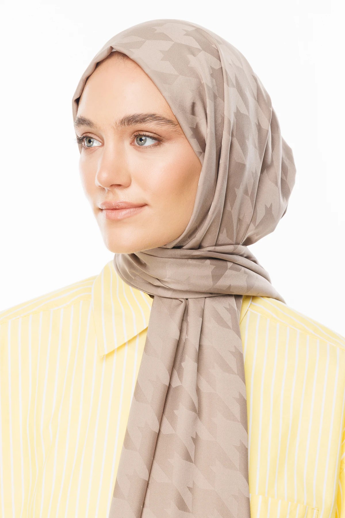 Kazayağı Desen İpeksi Jakar Şal