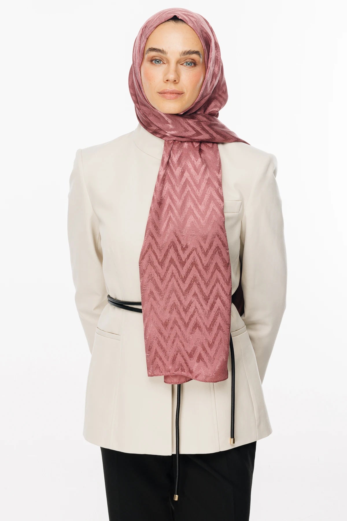 Zikzak Desen Parlak Jakar Şal