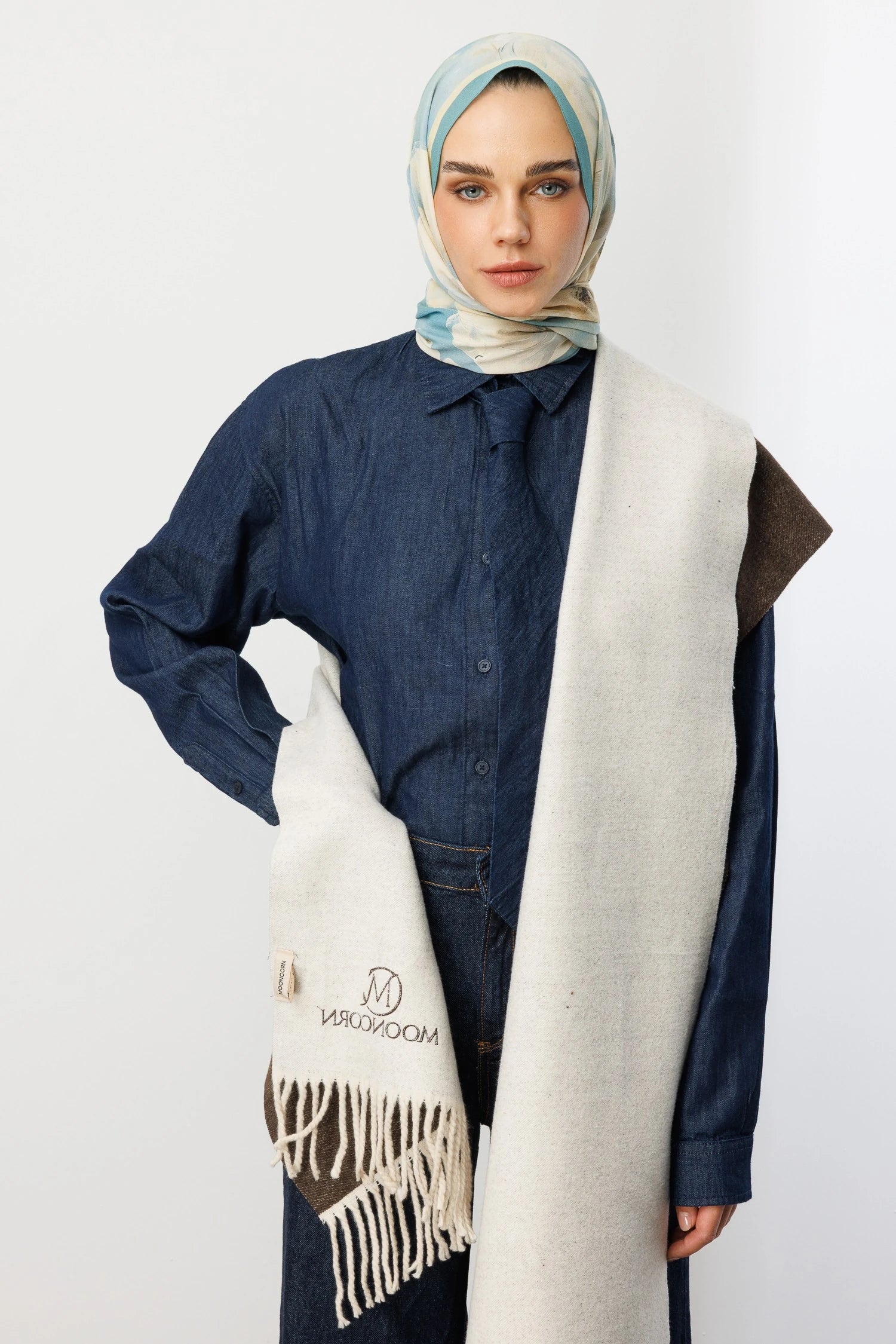 Çift Taraflı Yün Atkı