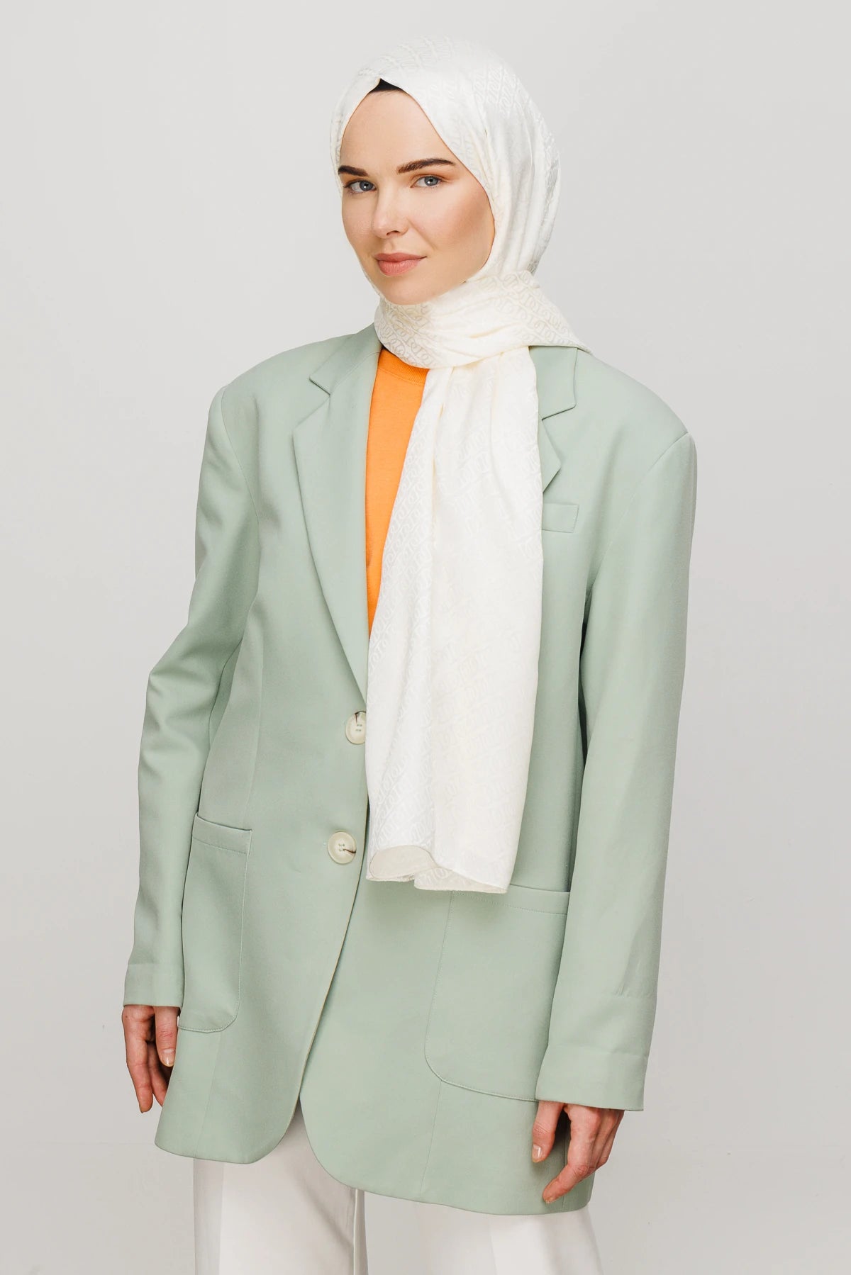 Forever Desen Parlak Jakar Şal