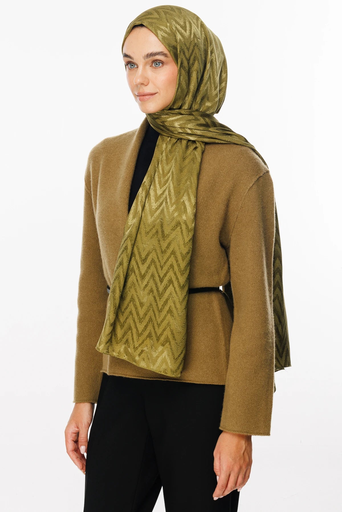 Zikzak Desen Parlak Jakar Şal