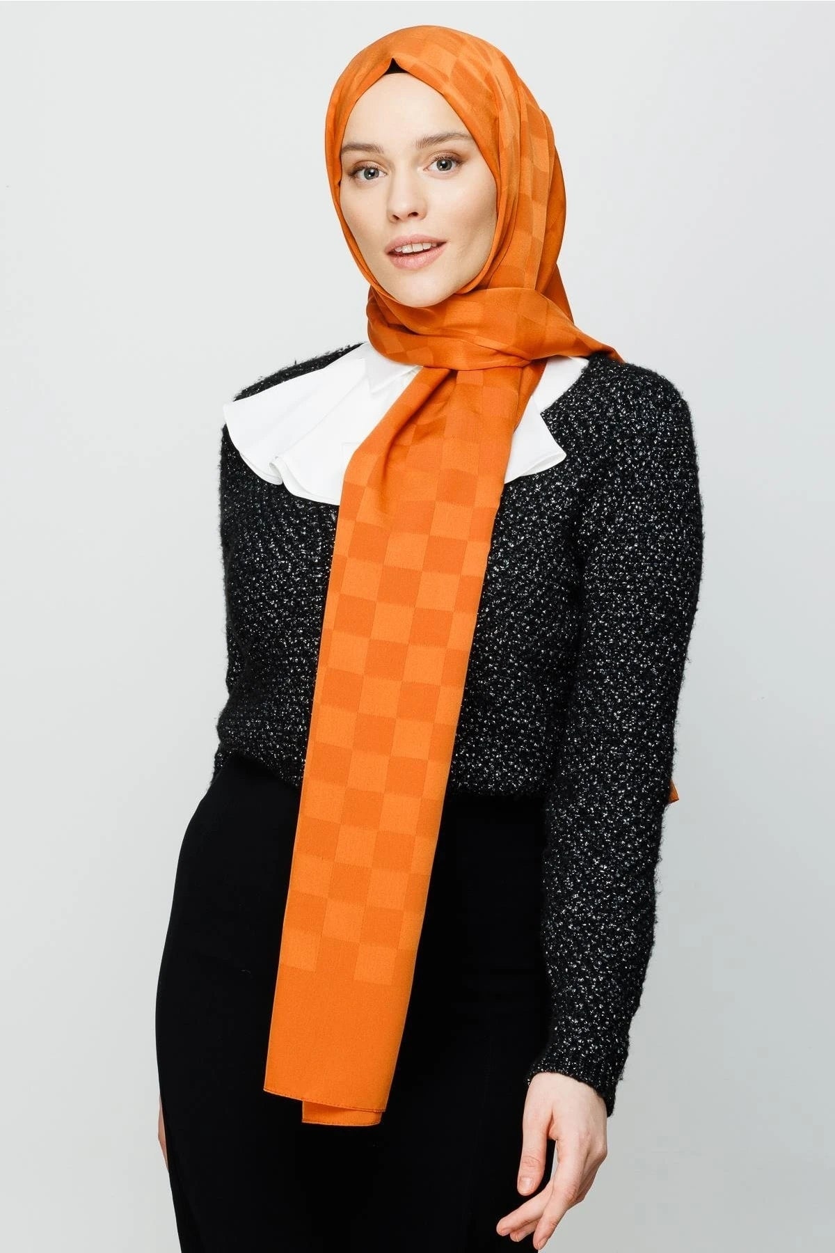 Dama Desen İpeksi Jakar Şal