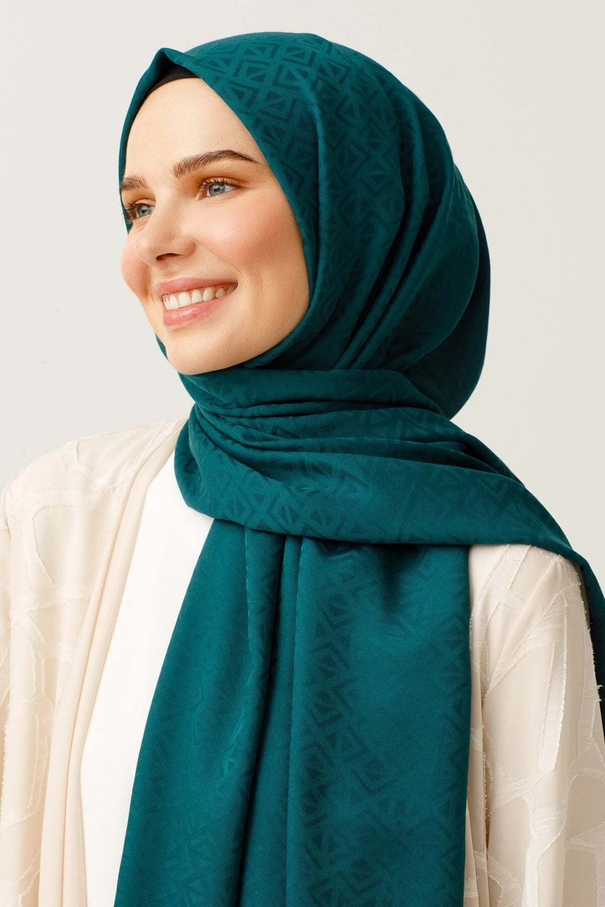 Üçgen Desen Pamuk Jakar Şal