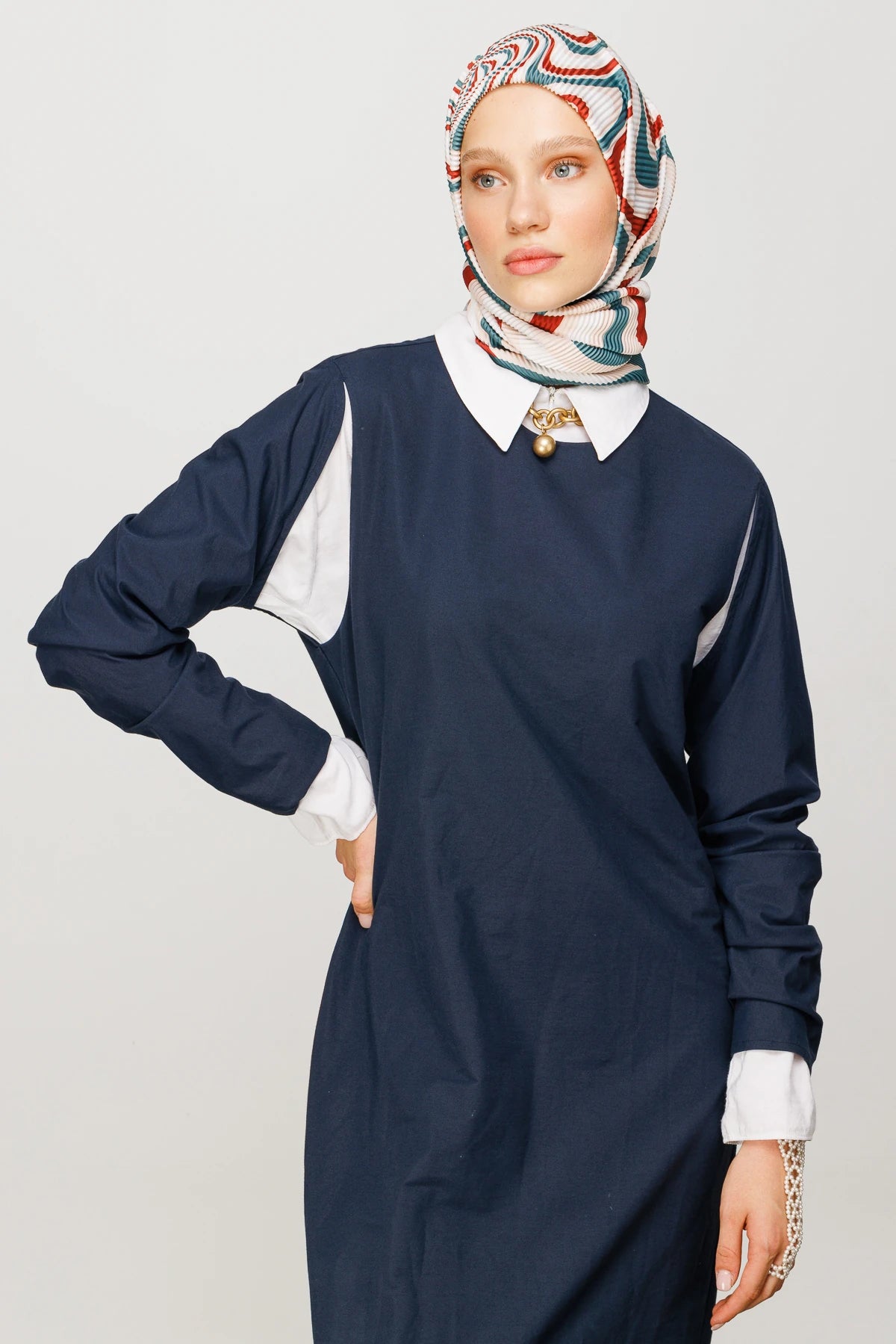 Mira Desen Pilise Eşarp