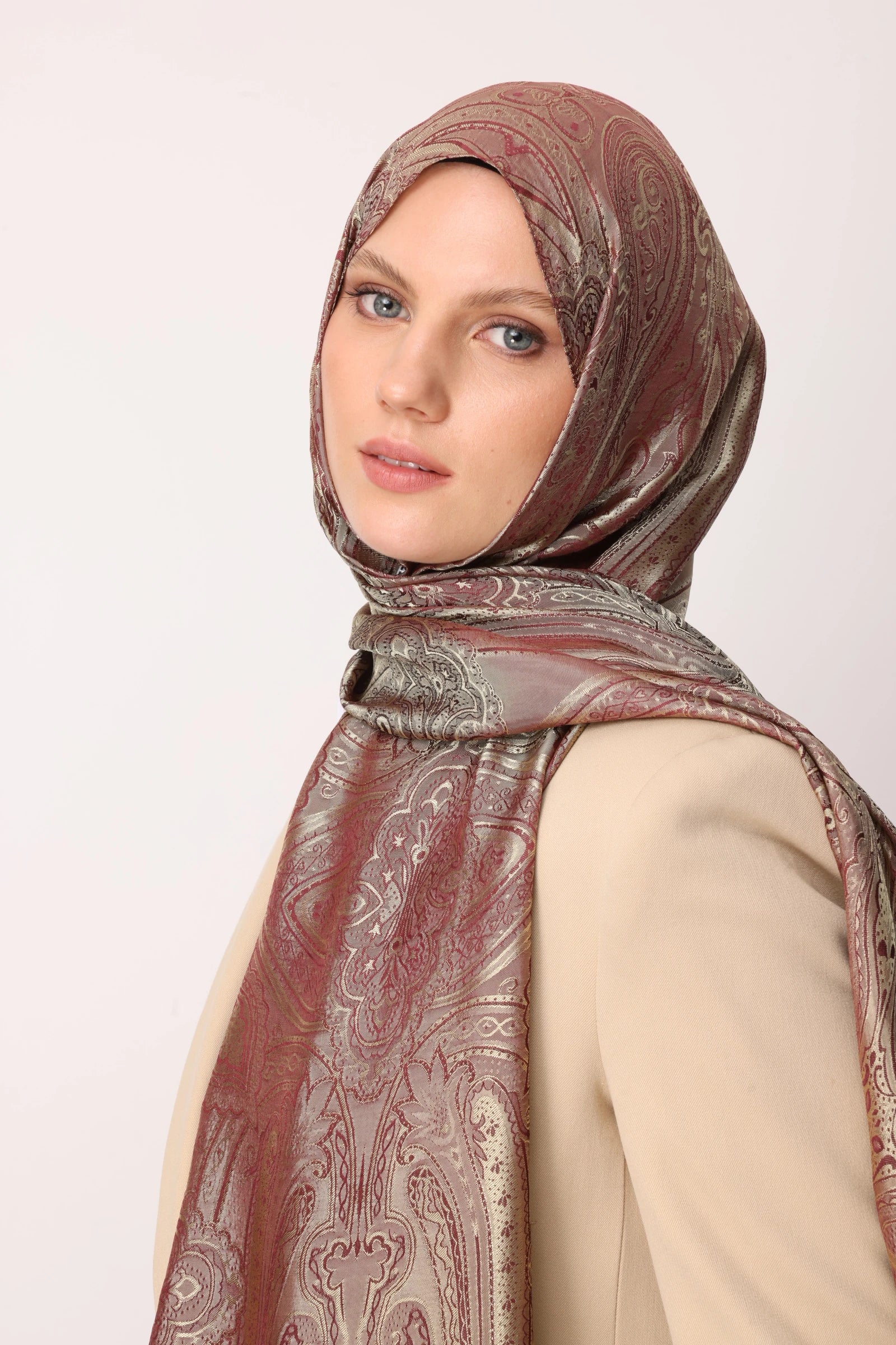 Liva Desen Shine Line Şal