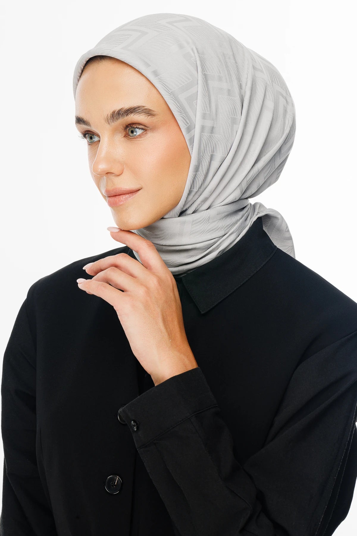 Viora Desen İpeksi Jakar Eşarp