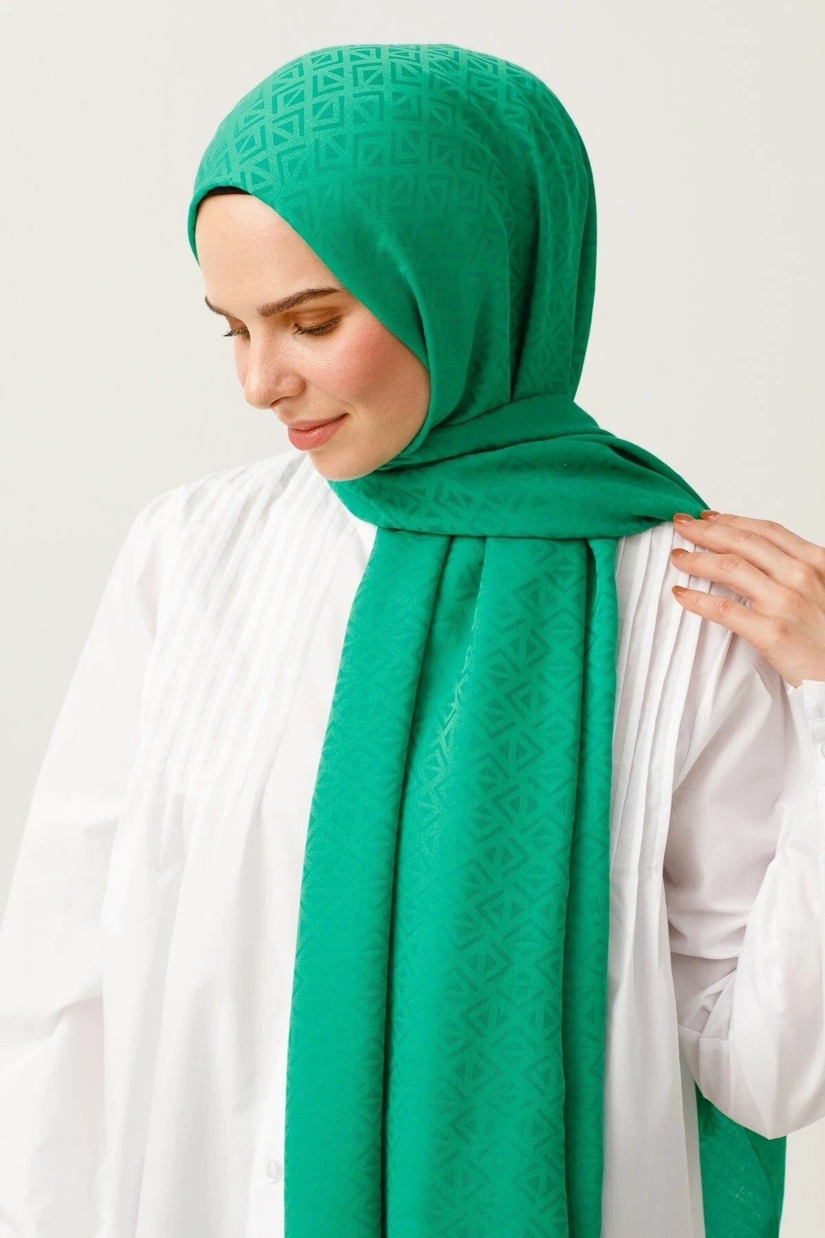 Üçgen Desen Pamuk Jakar Şal