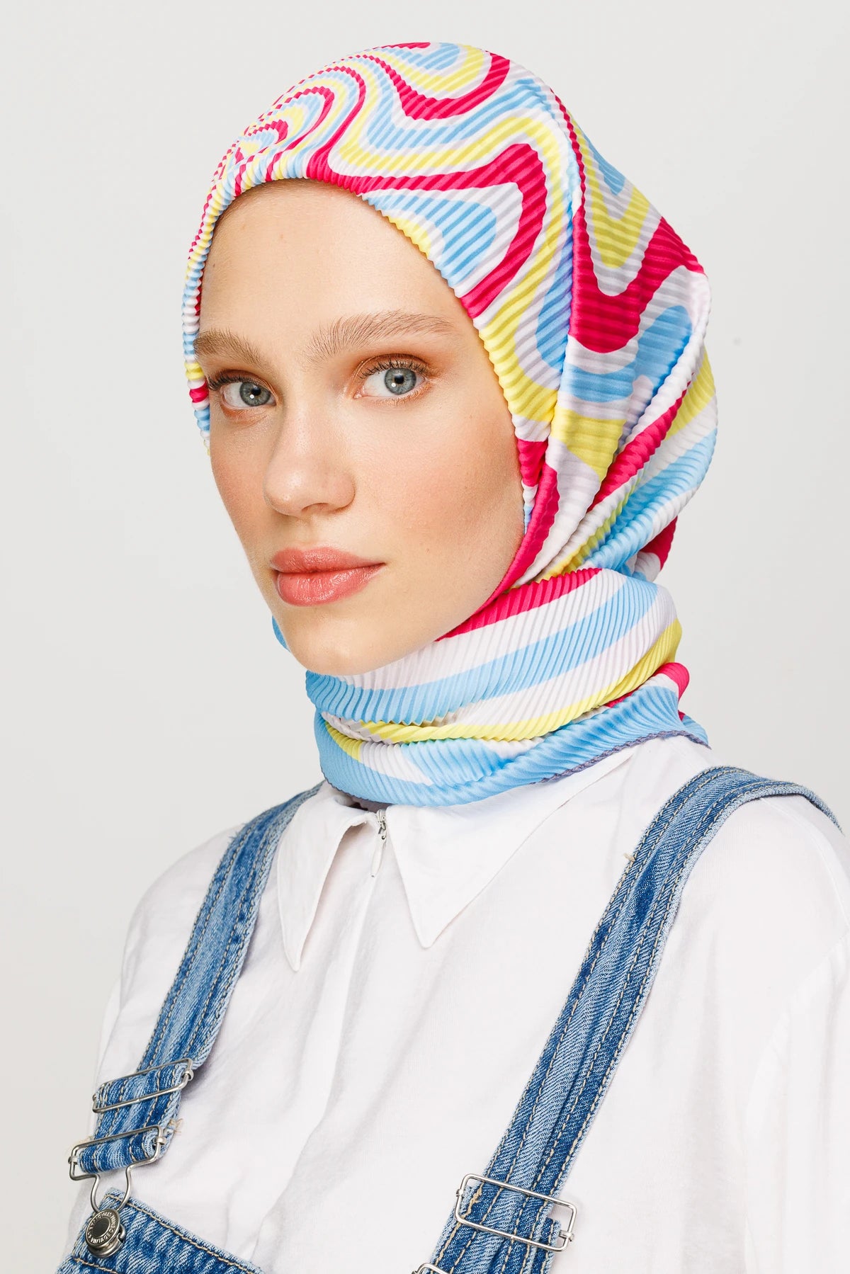 Mira Desen Pilise Eşarp