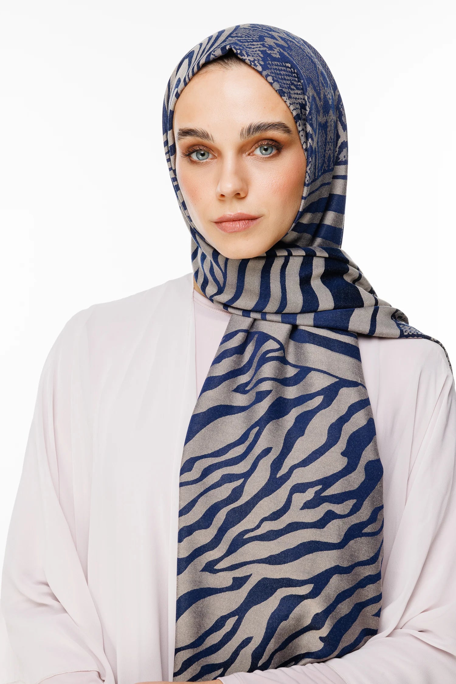 Riad Desen Çift Taraflı Şal