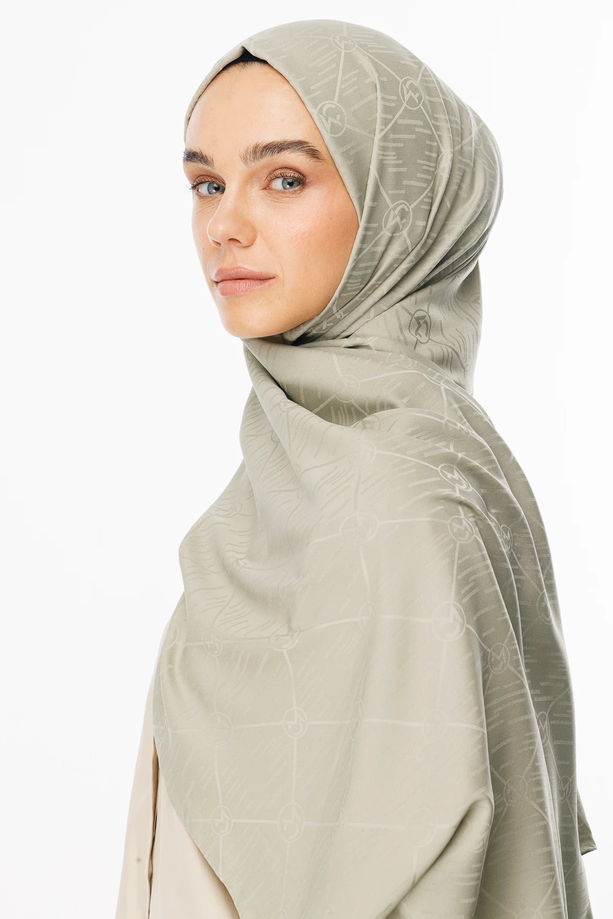 Moon Is Desen Jakar Şal