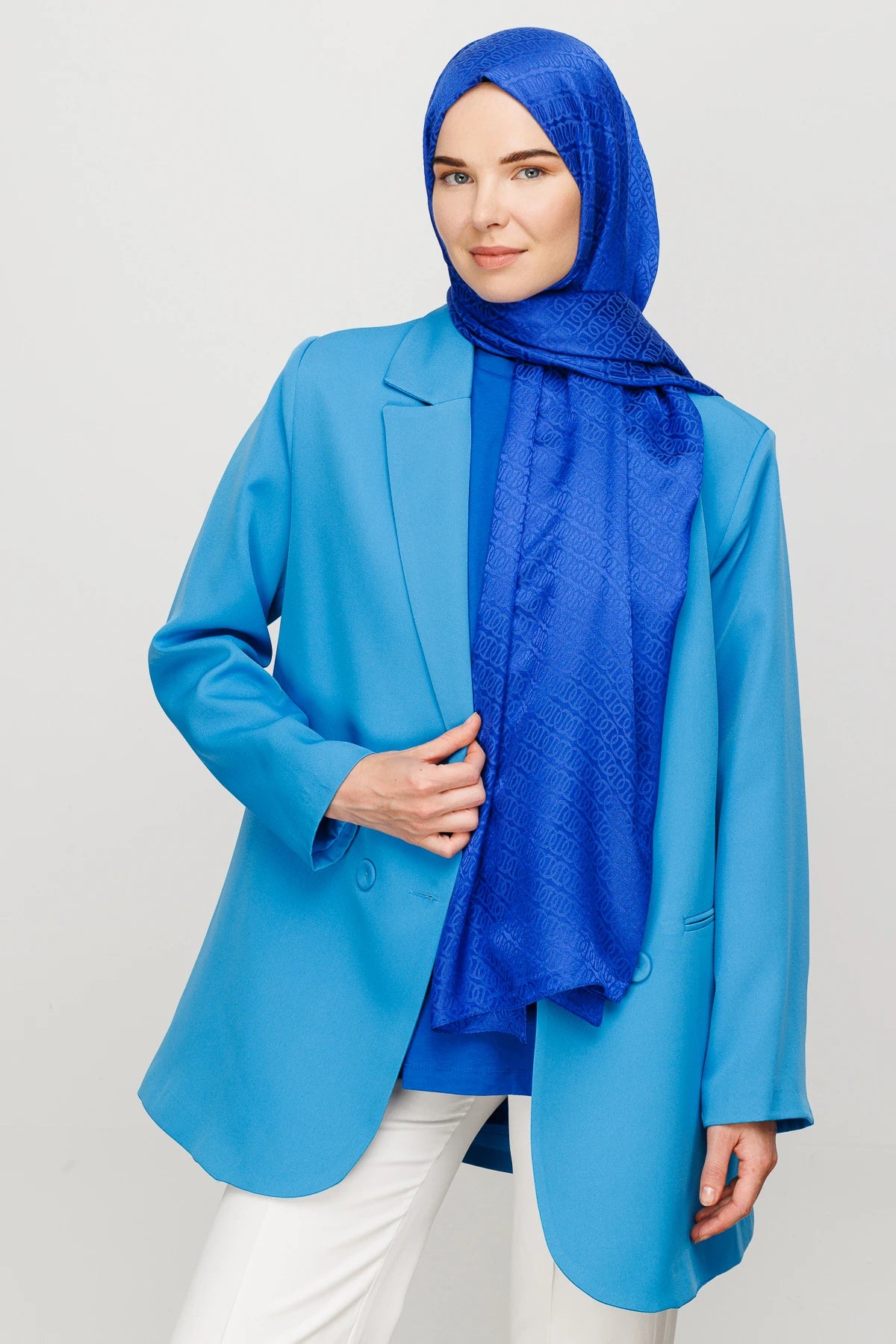 Forever Desen Parlak Jakar Şal