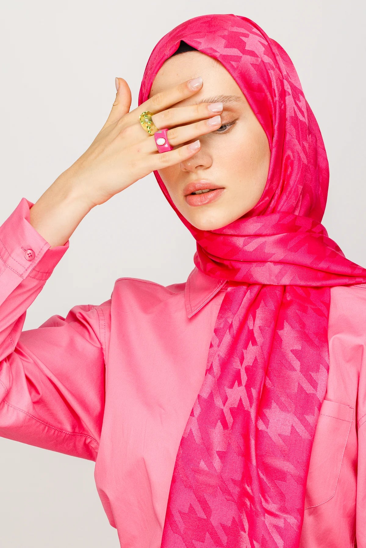 Kazayağı Desen Parlak Jakar Şal