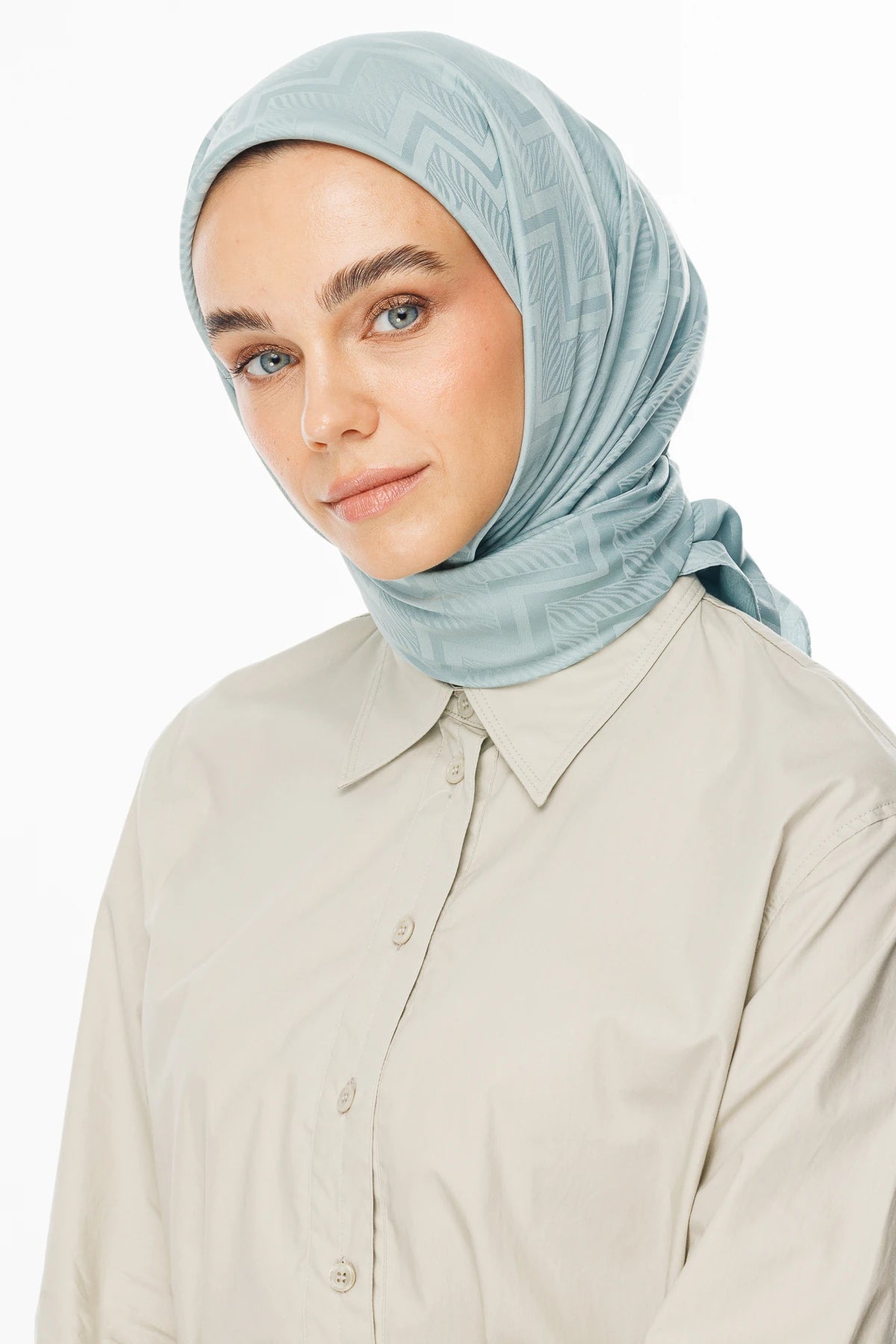 Viora Desen İpeksi Jakar Eşarp