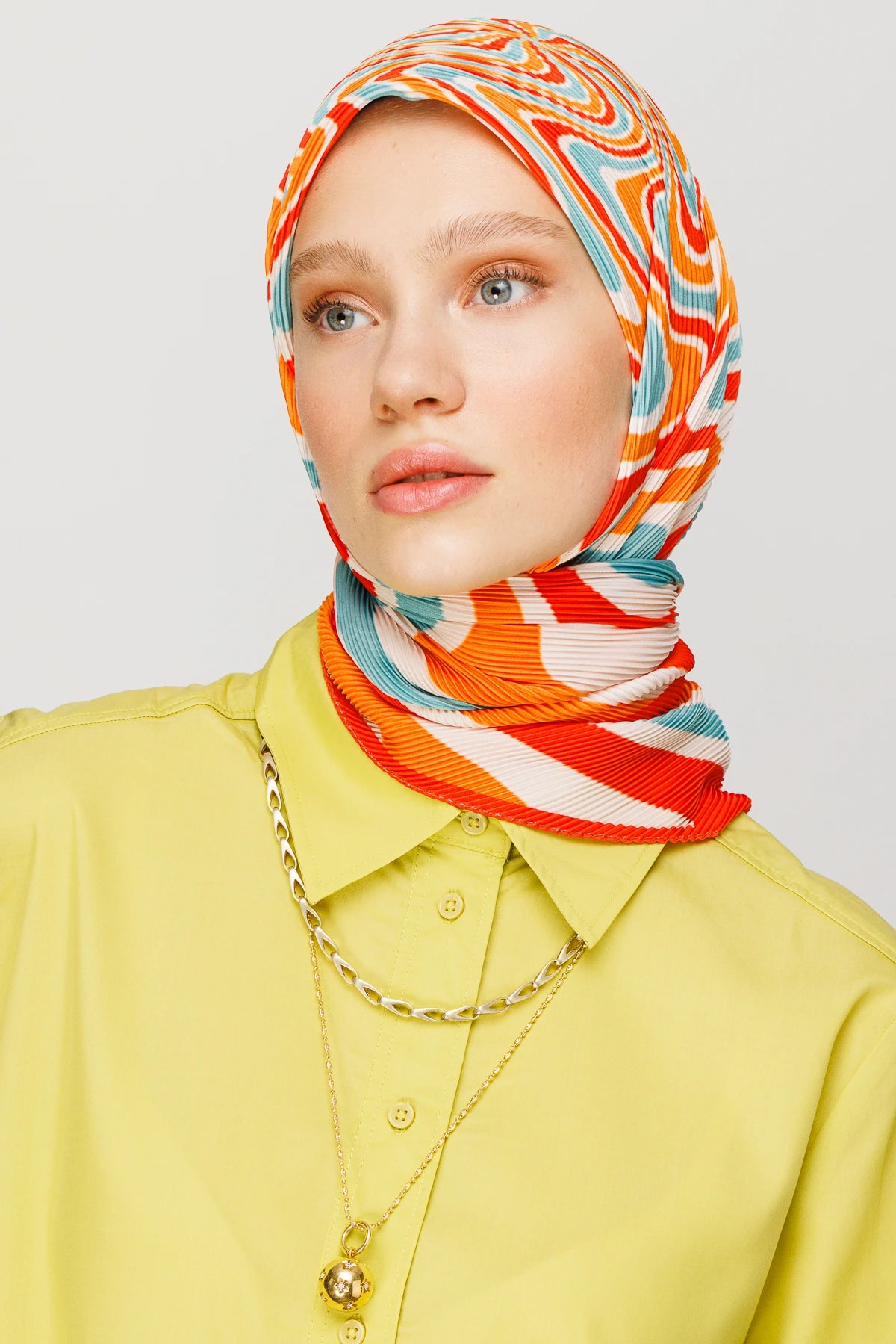 Mira Desen Pilise Eşarp