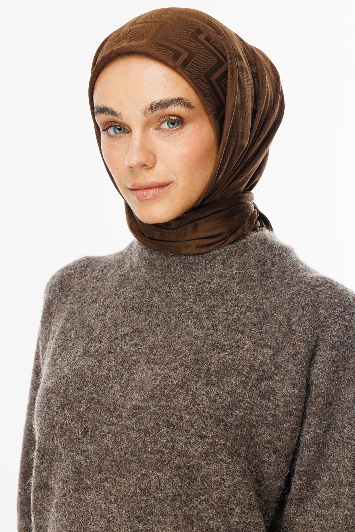 Viora Desen İpeksi Jakar Eşarp