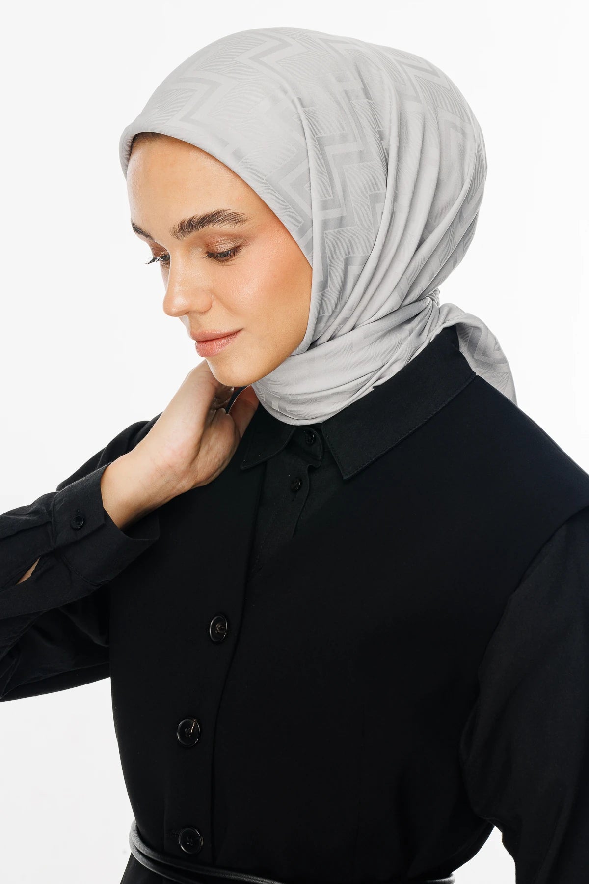 Viora Desen İpeksi Jakar Eşarp