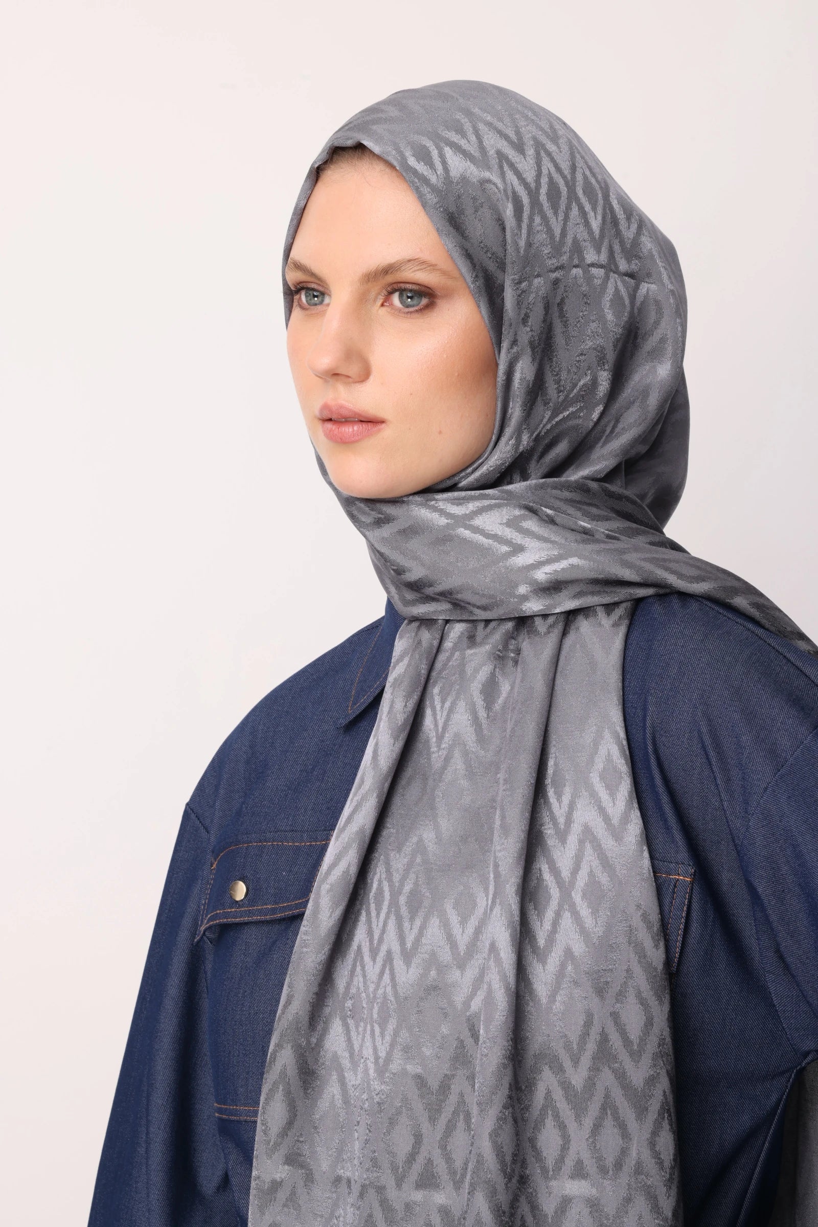 Karo Desen Parlak Jakar Şal