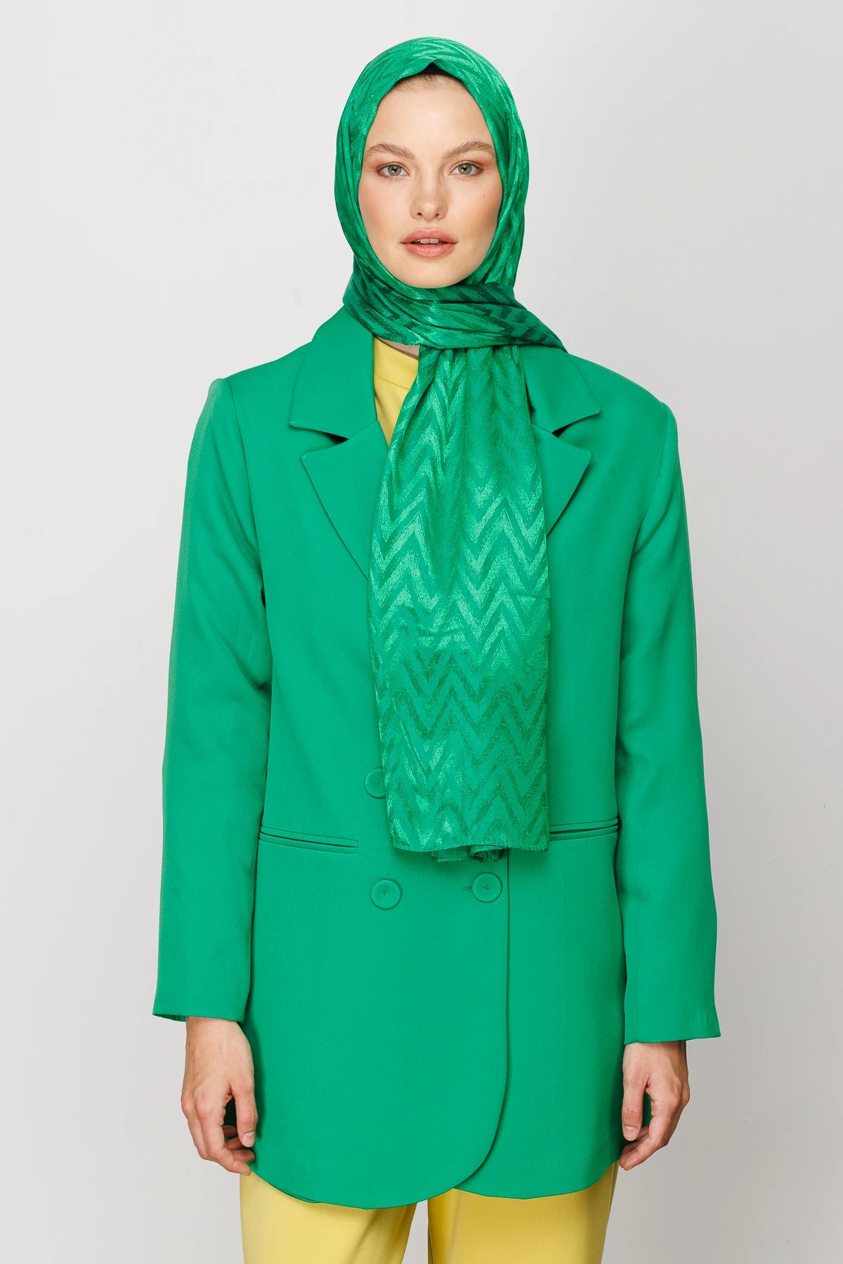 Zikzak Desen Parlak Jakar Şal