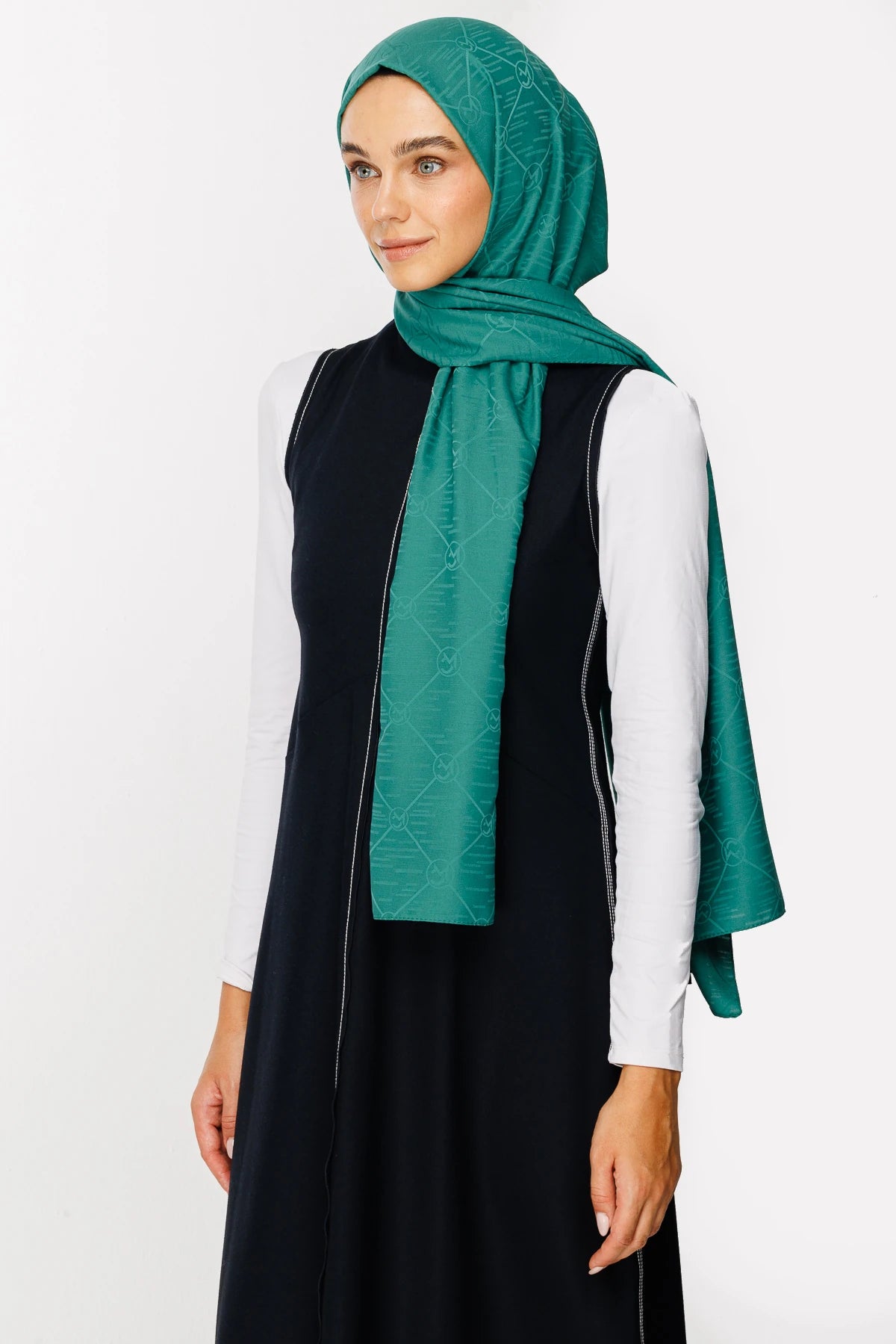 Moon Is Desen Jakar Şal