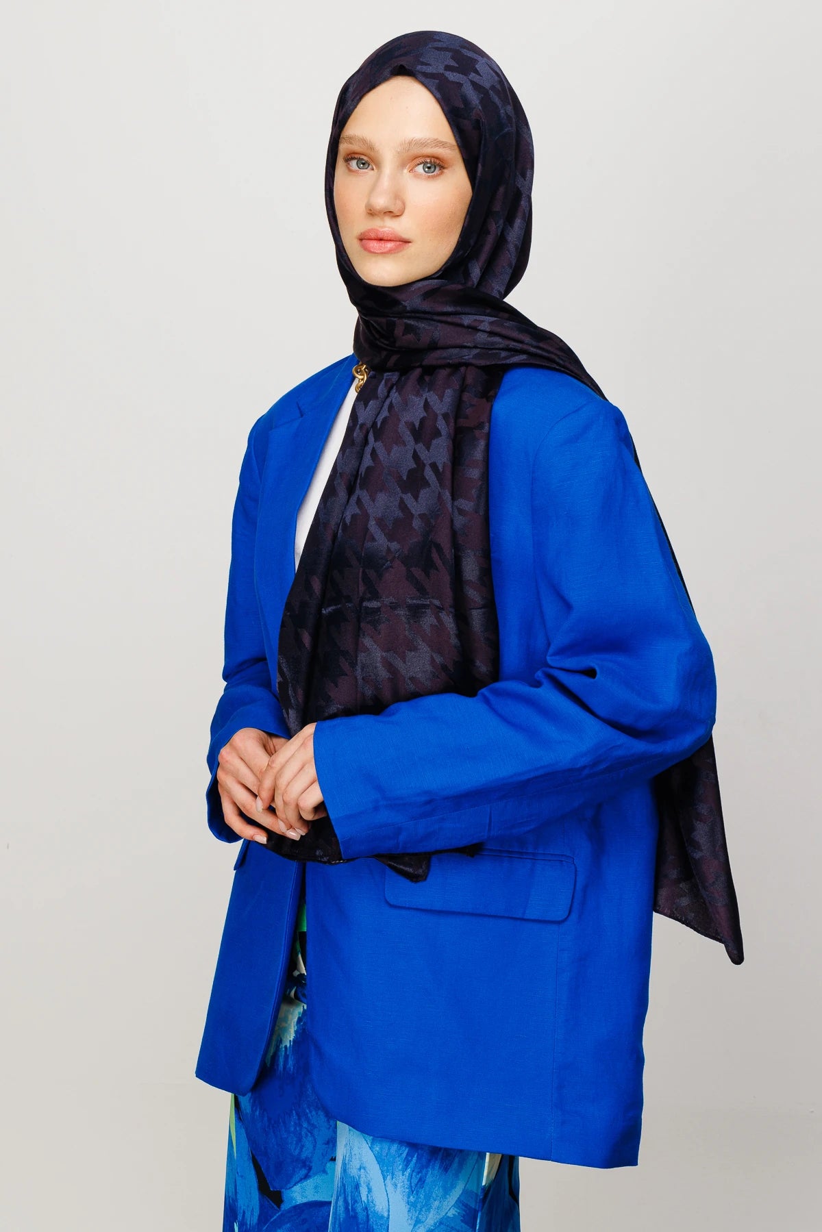 Kazayağı Desen Parlak Jakar Şal