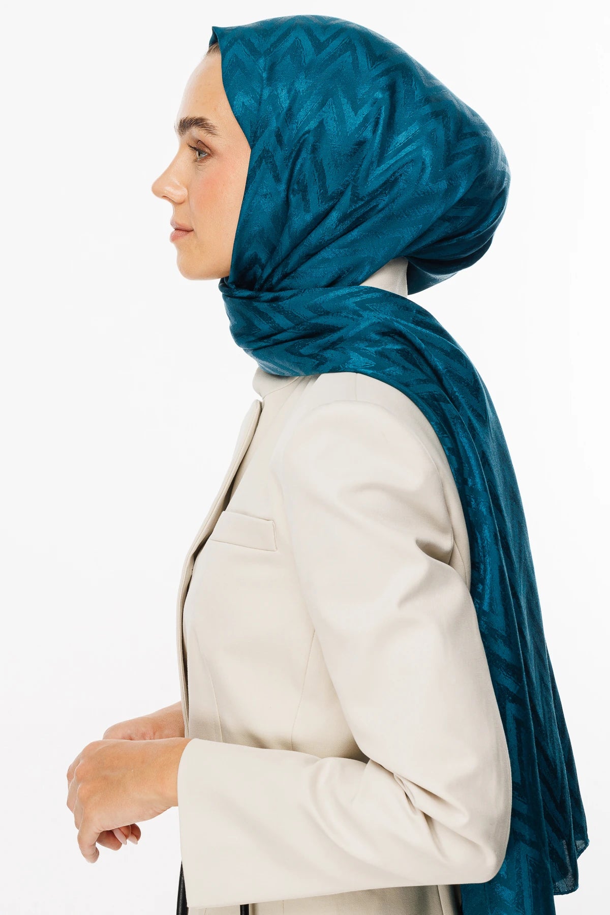 Zikzak Desen Parlak Jakar Şal