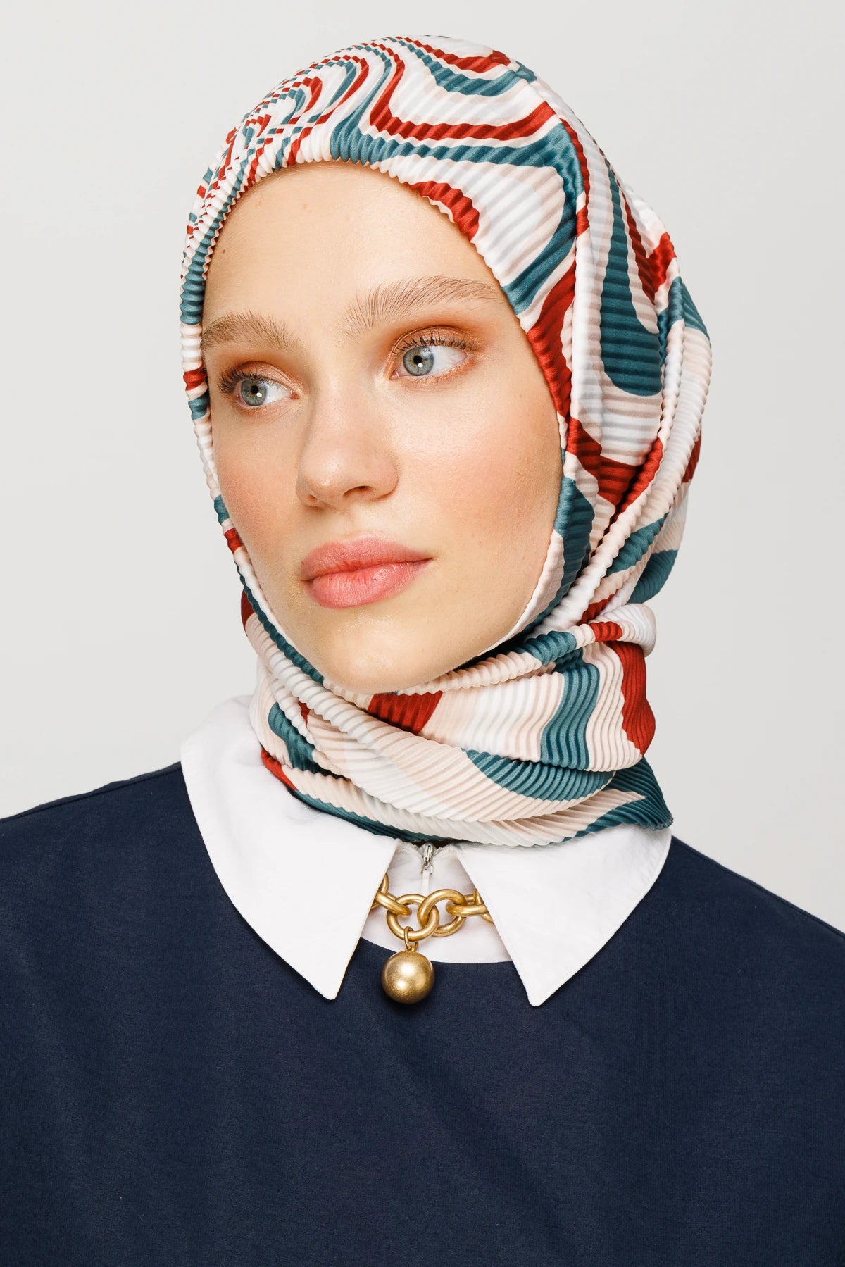 Mira Desen Pilise Eşarp