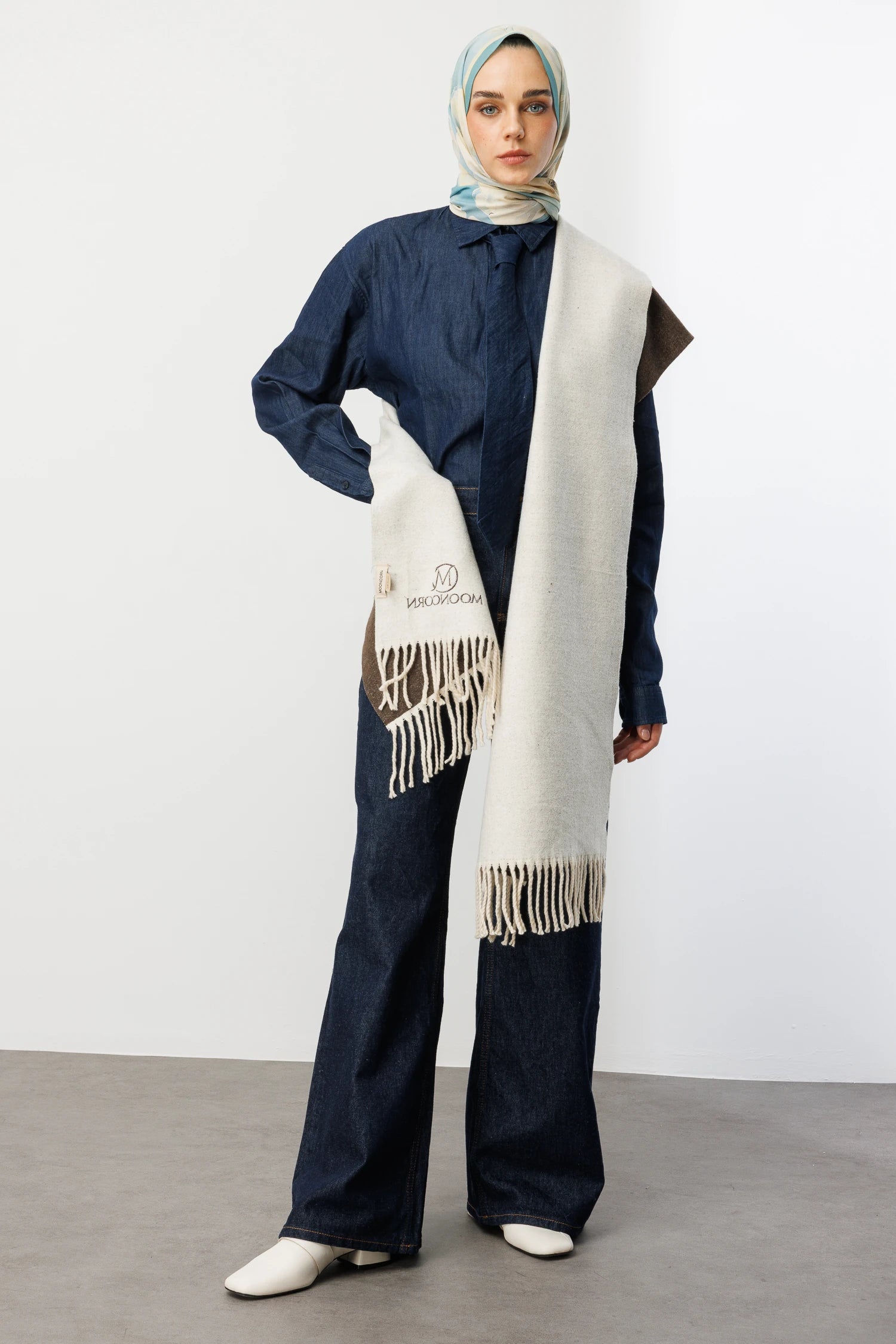 Çift Taraflı Yün Atkı