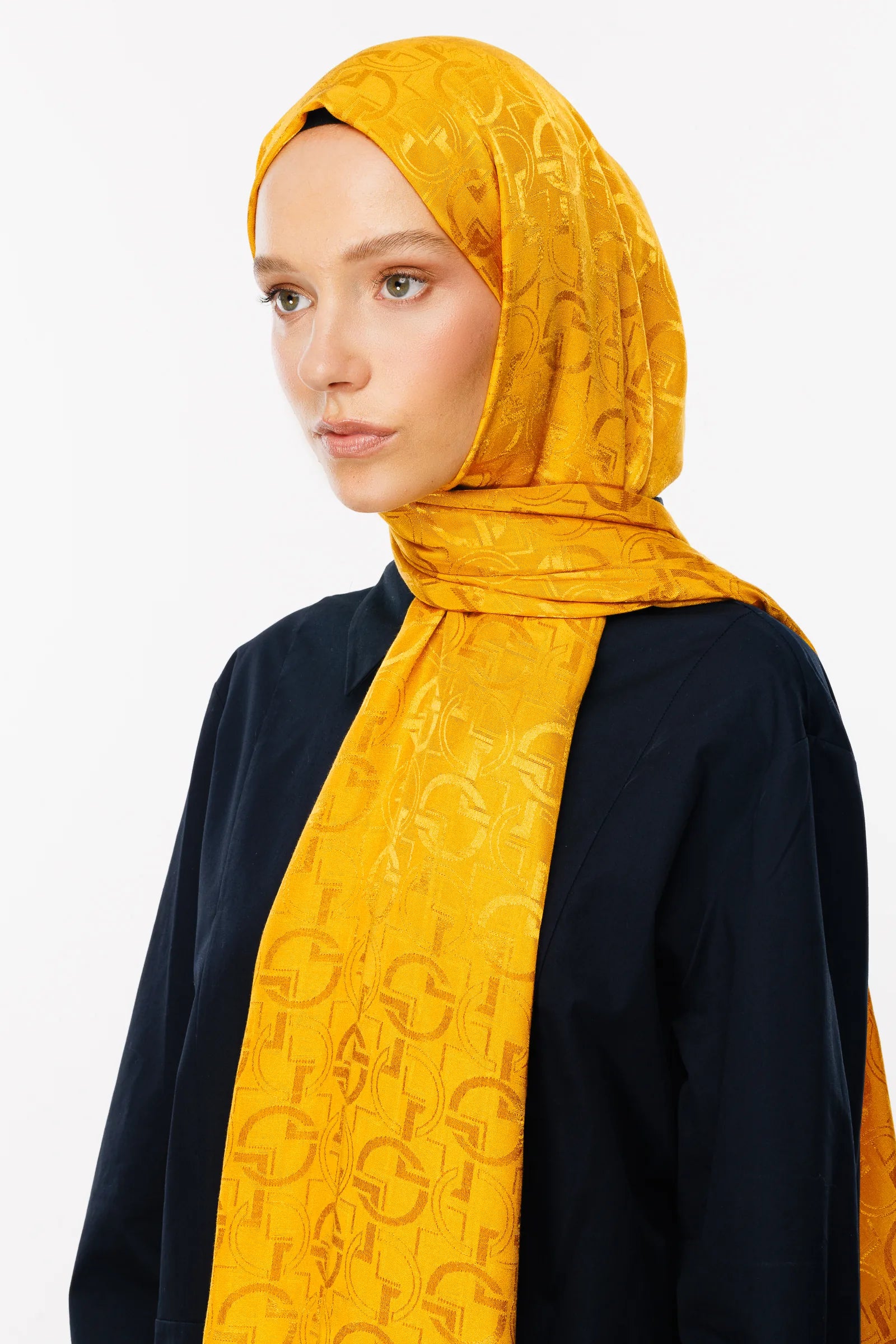 Longar Desen Parlak Jakar Şal