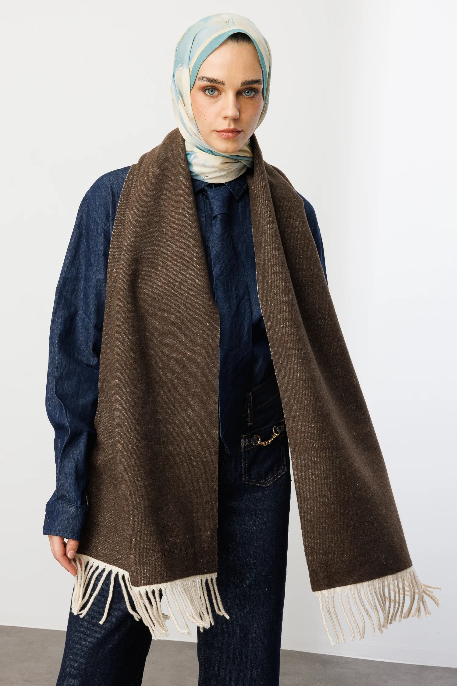 Çift Taraflı Yün Atkı