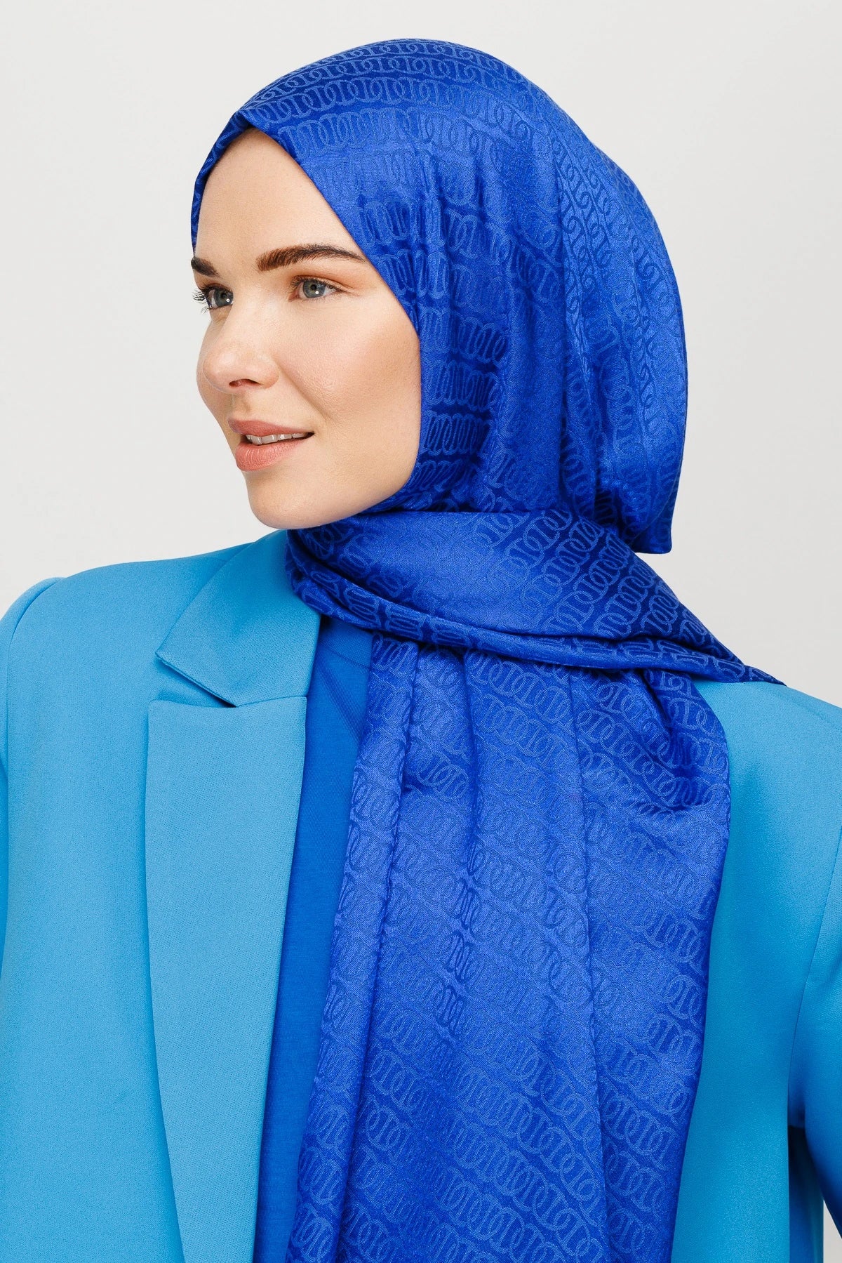 Forever Desen Parlak Jakar Şal