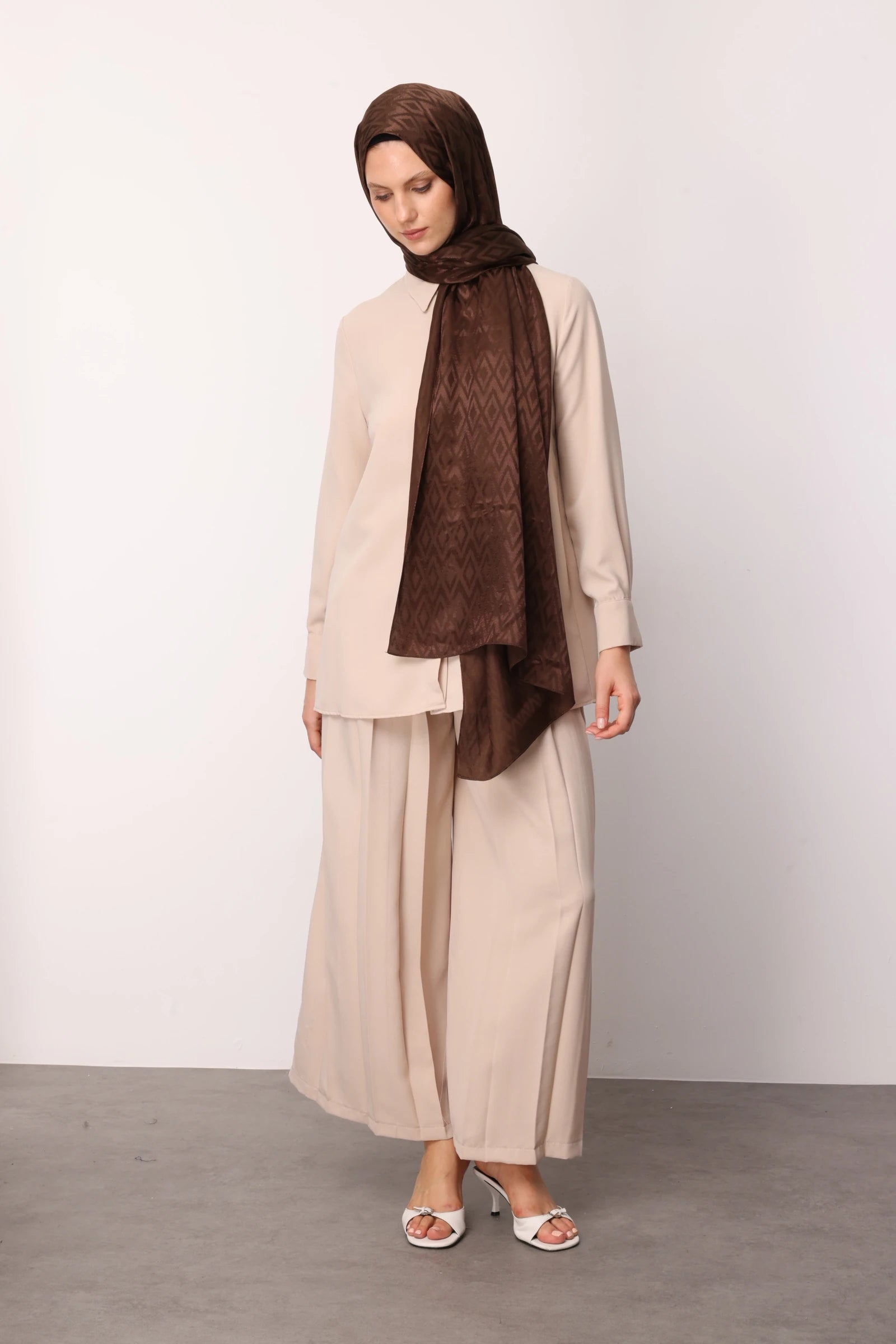 Karo Desen Parlak Jakar Şal