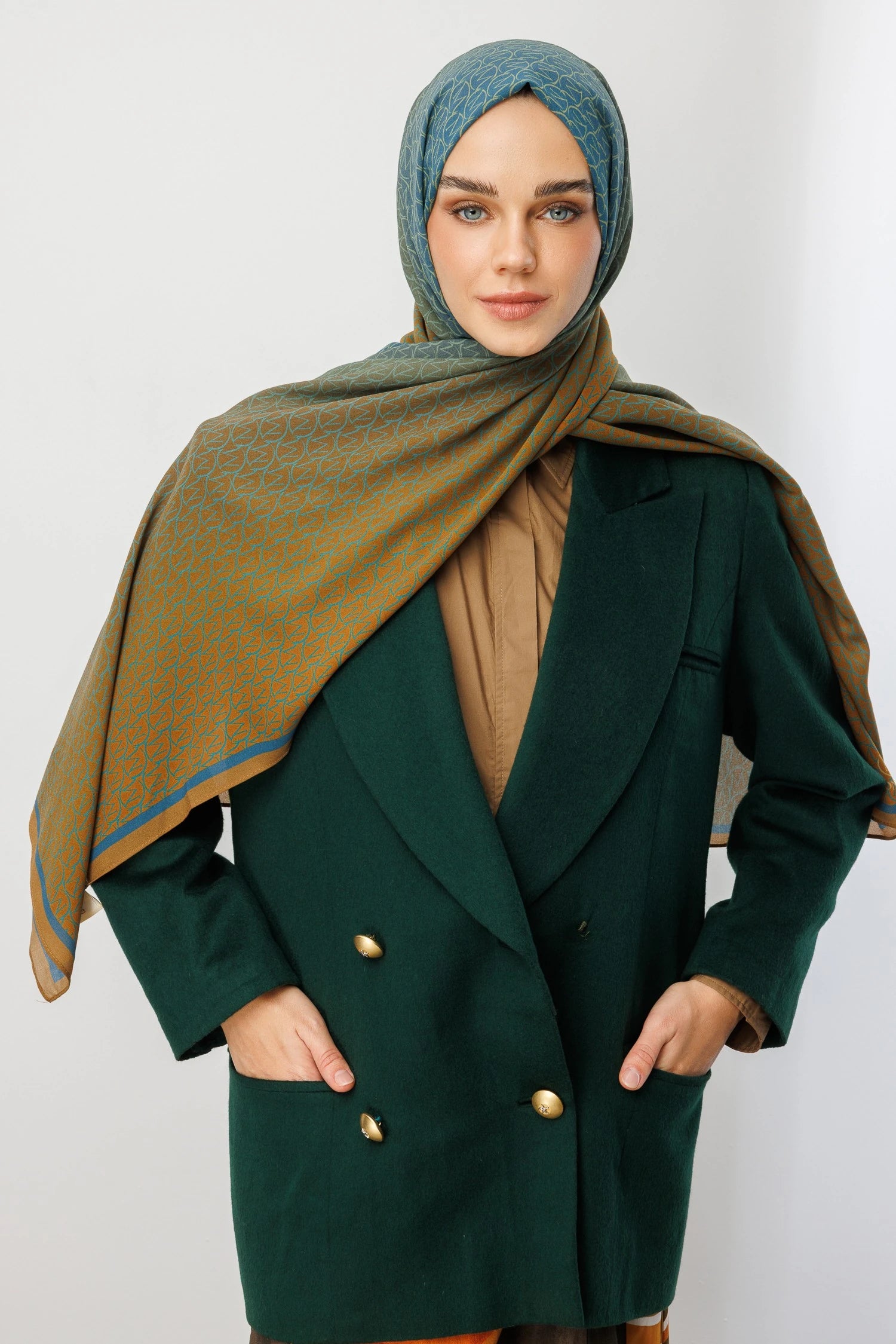 Monogram Hebei İpek Şal